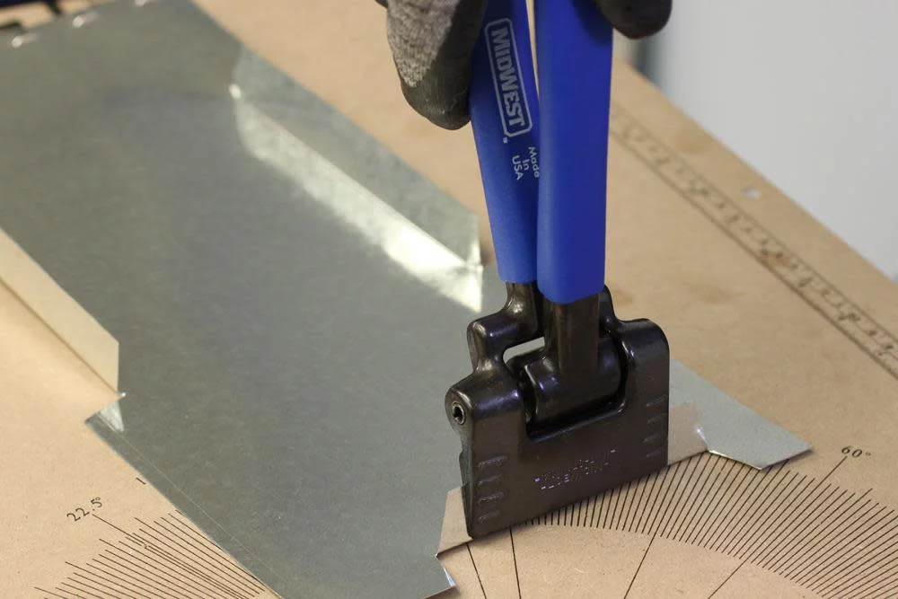 Midwest Snips 3 In. Offset Seamer Tong