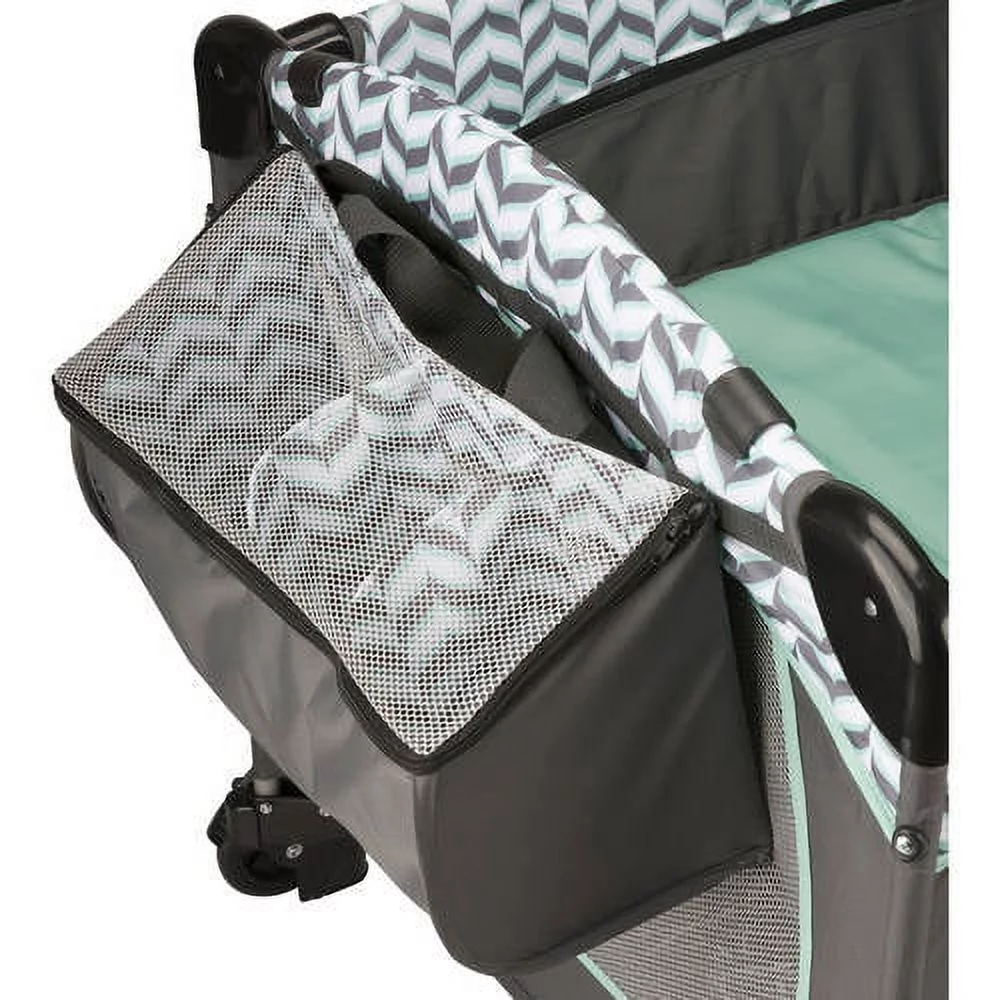 Evenflo Portable BabySuite DLX Playard, Spearmint Spree
