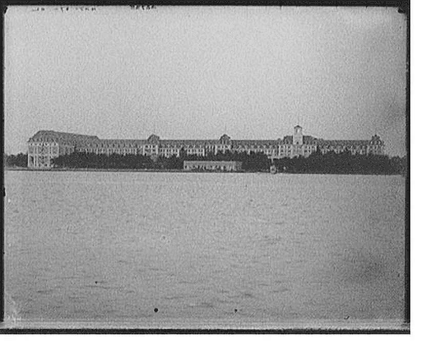 Historic Framed Print, [Royal Poinciana Hotel from wharf, Palm Beach, Fla.], 17-7/8