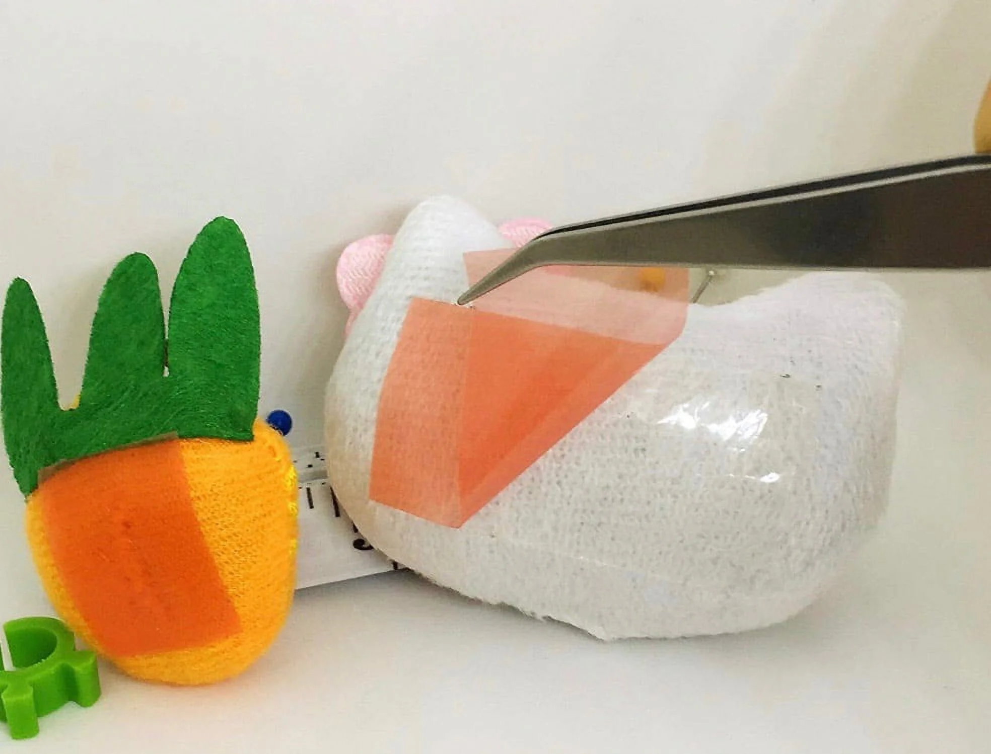 Pin Cushion for Sewing Machine Pin Holder 2 pcs Needle Storage Organizer - Girl A