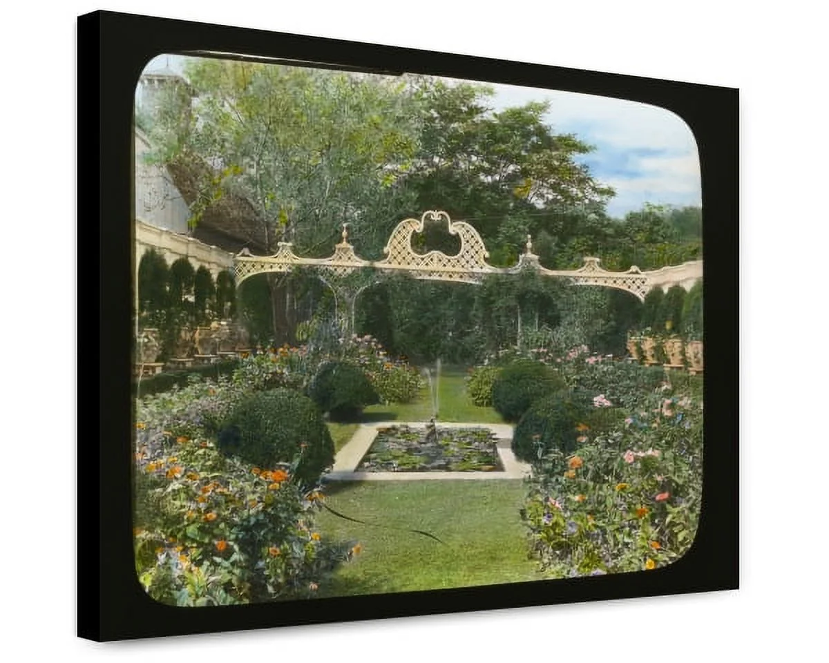 Canvas Print: Lathrop Colgate House, Bedford Village, New York. View To Garden