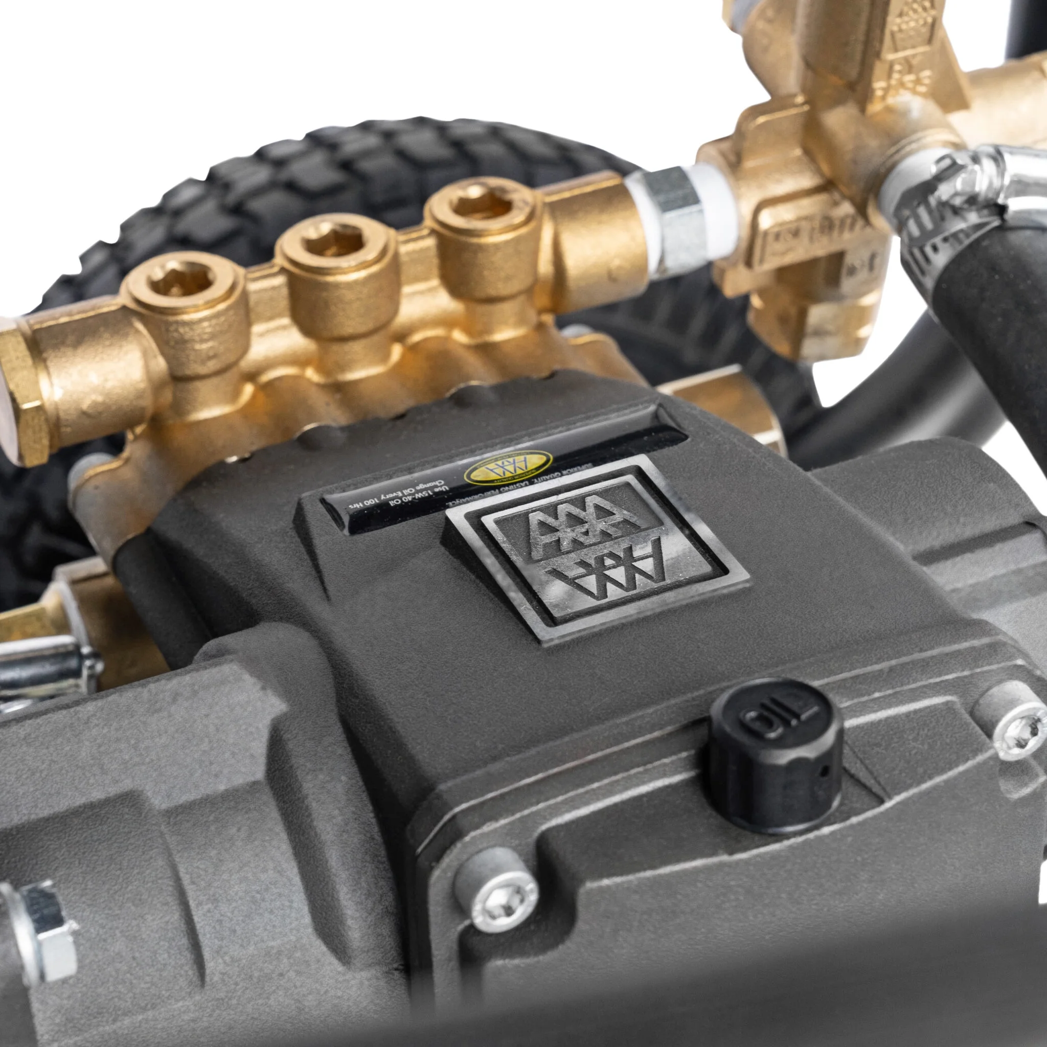 SuperPro Roll-Cage SW3625HADS 3600 PSI at 2.5 GPM HONDA GX200 with AAA Triplex Plunger Cold Water Professional Gas Pressure Washer (Refurbished)