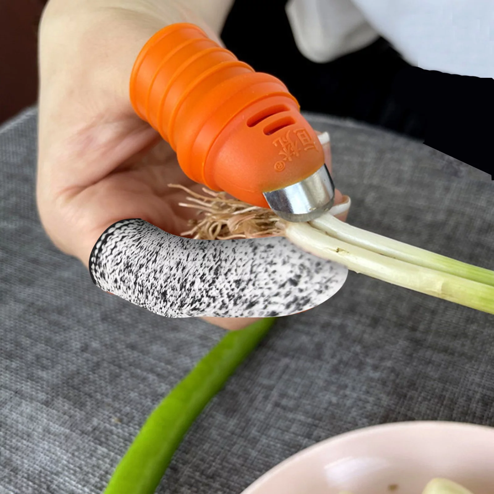 Bnnlsa Finger Cuff Vegetable Picking Potted Plants Trim Silicone Thumb Knife Set Knife Garden Tools Garden Silicone Thumb Knife