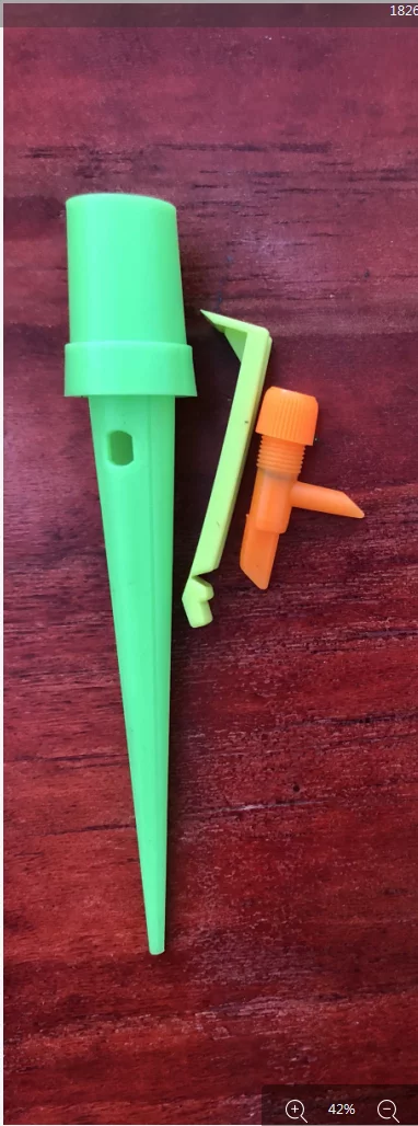 Watering Device, Portable Automatic Watering Irrigation Spike Watering Drip Devices for Plants, Green/Yellow