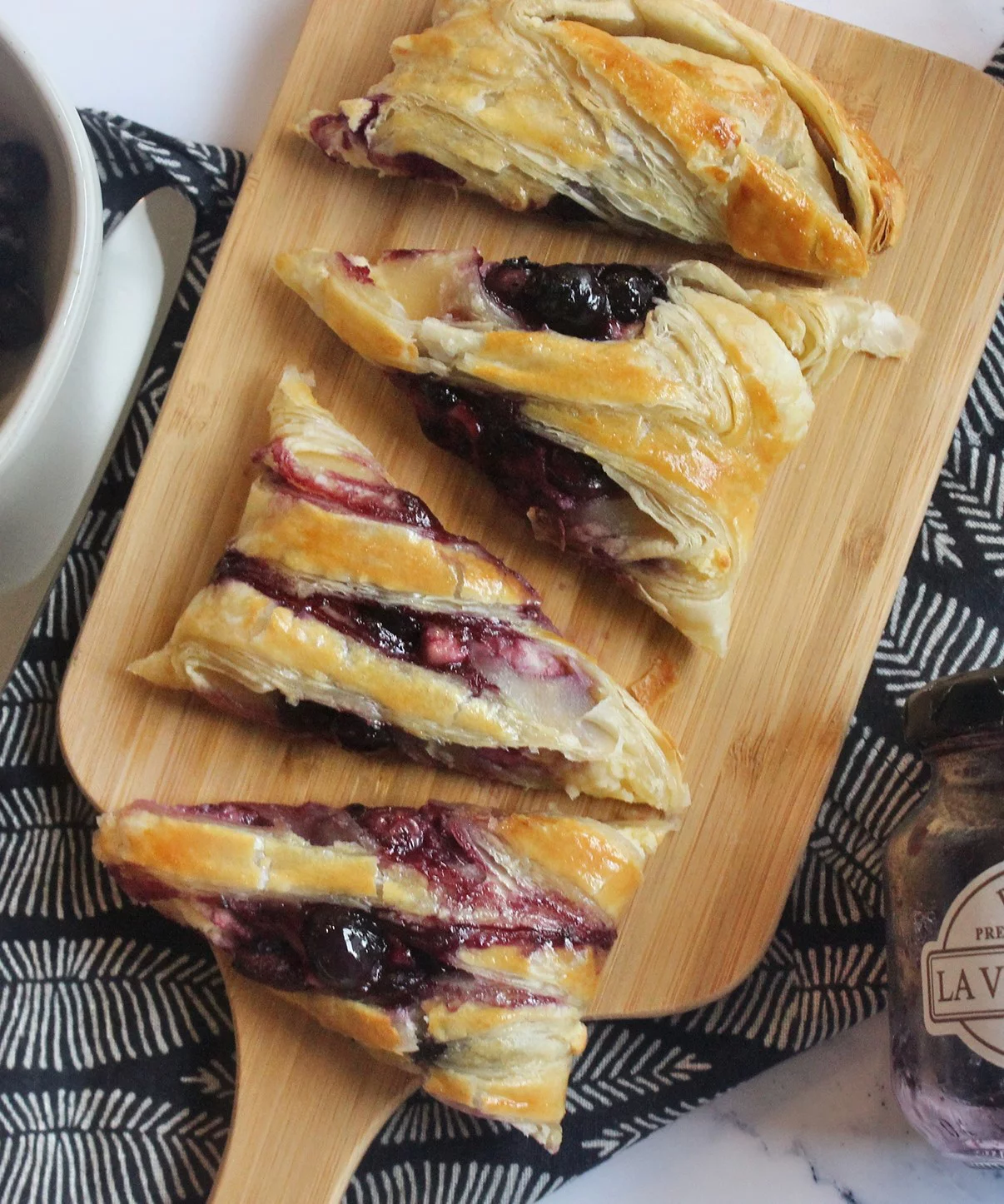 La Vieja Fabrica Fruit Spread Raspberry 9.9 oz Jar