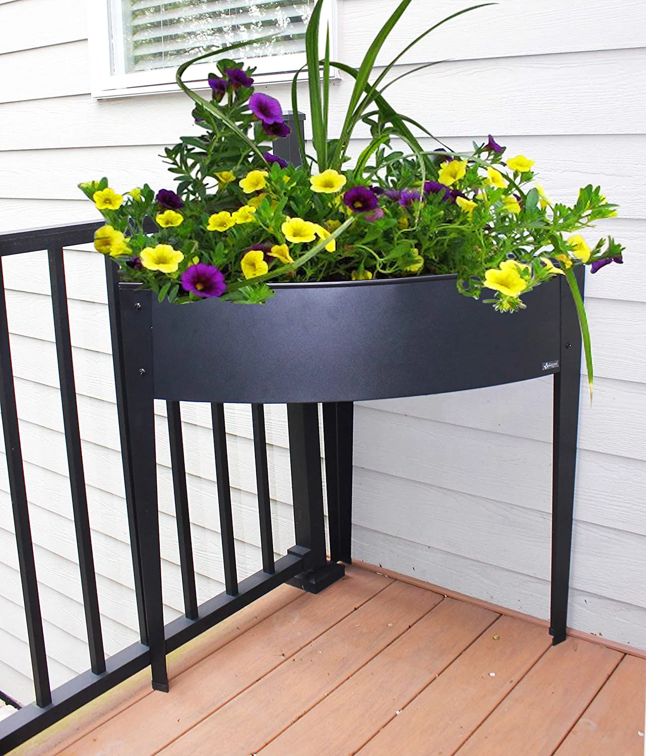 Corner Planter Metal Raised Garden Bed- Flower, herb or Vegetable Container, Gardening Outdoor Flower Pot