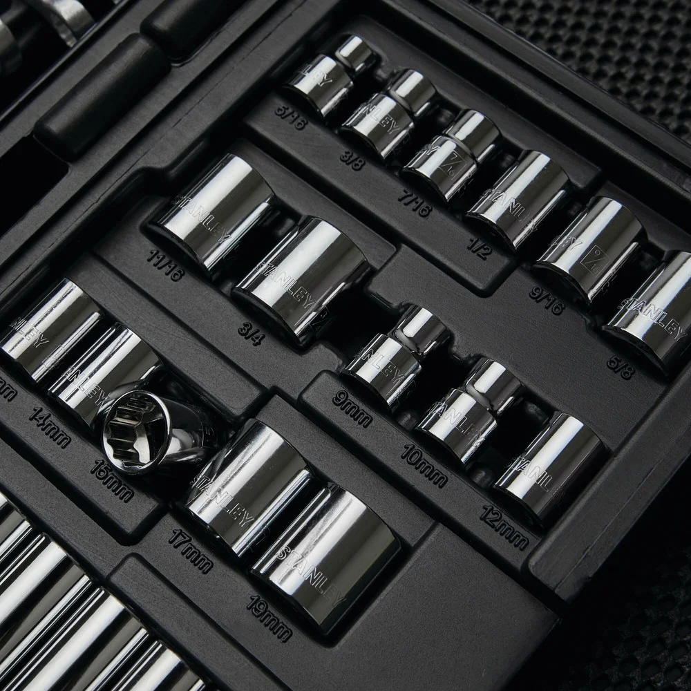 Stanley 97-543 150-Piece Mechanic's Tool Set