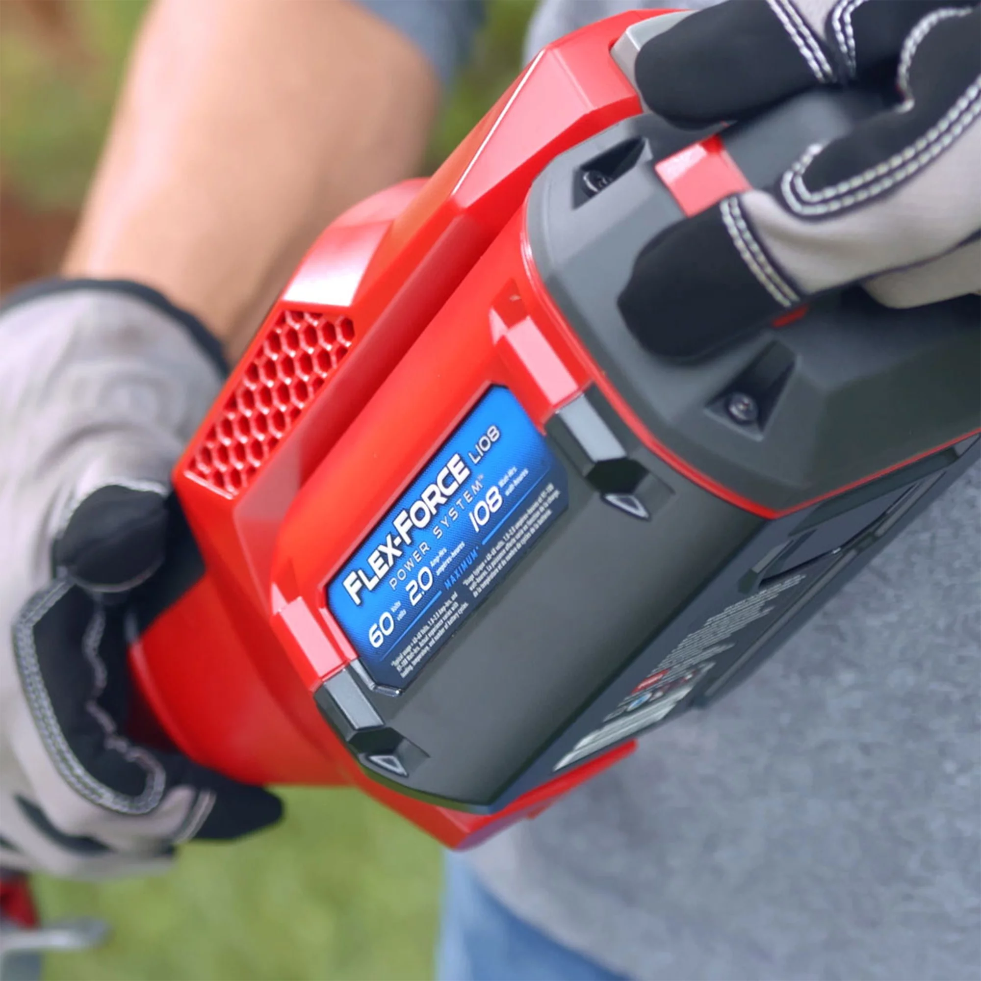 Toro Flex-Force 60V Max 2-Tool Combo Kit Leaf Blower & 13'' String Trimmer