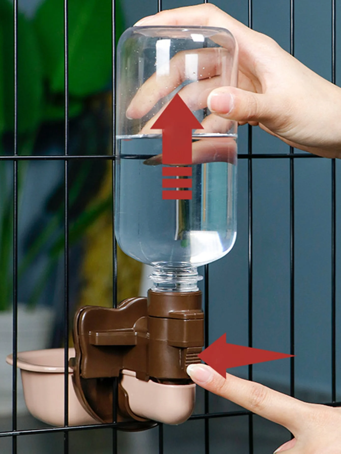 Hanging Pet Water Dispenser For Cat & Dog Cage Fixed Drinking Fountain Feeder Drinking Machine Water Bowl (bottle Not Included)