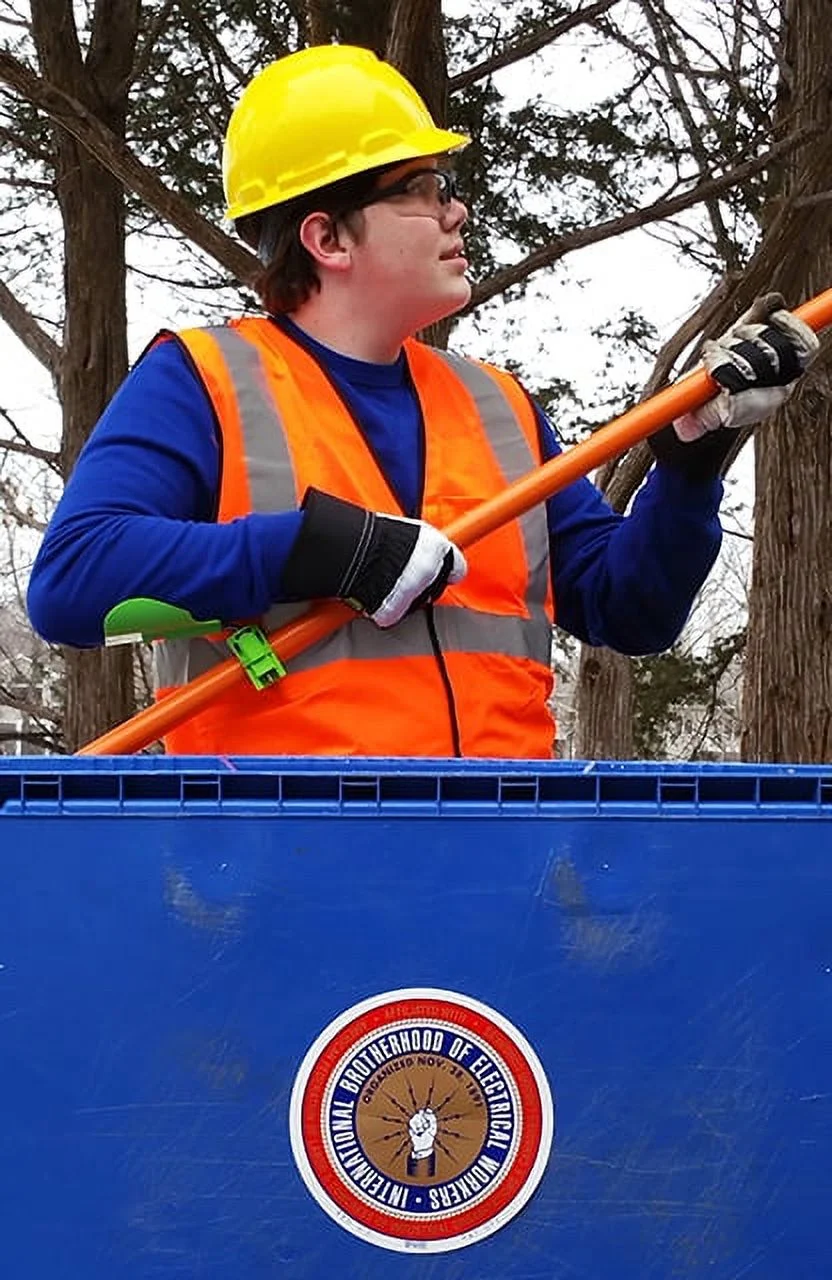 Why Strain? Leverage Booster for Pole Saw, Pruner, Utility Pole Quick Clip Small 1-1/2