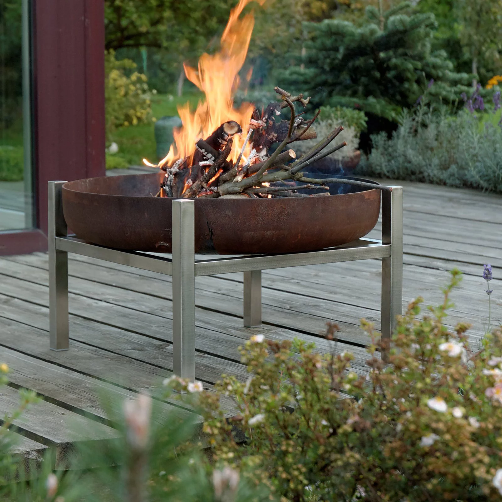 Curonian 390Parnidis Solid Steel Burning Fire Pit Parnidis - Large