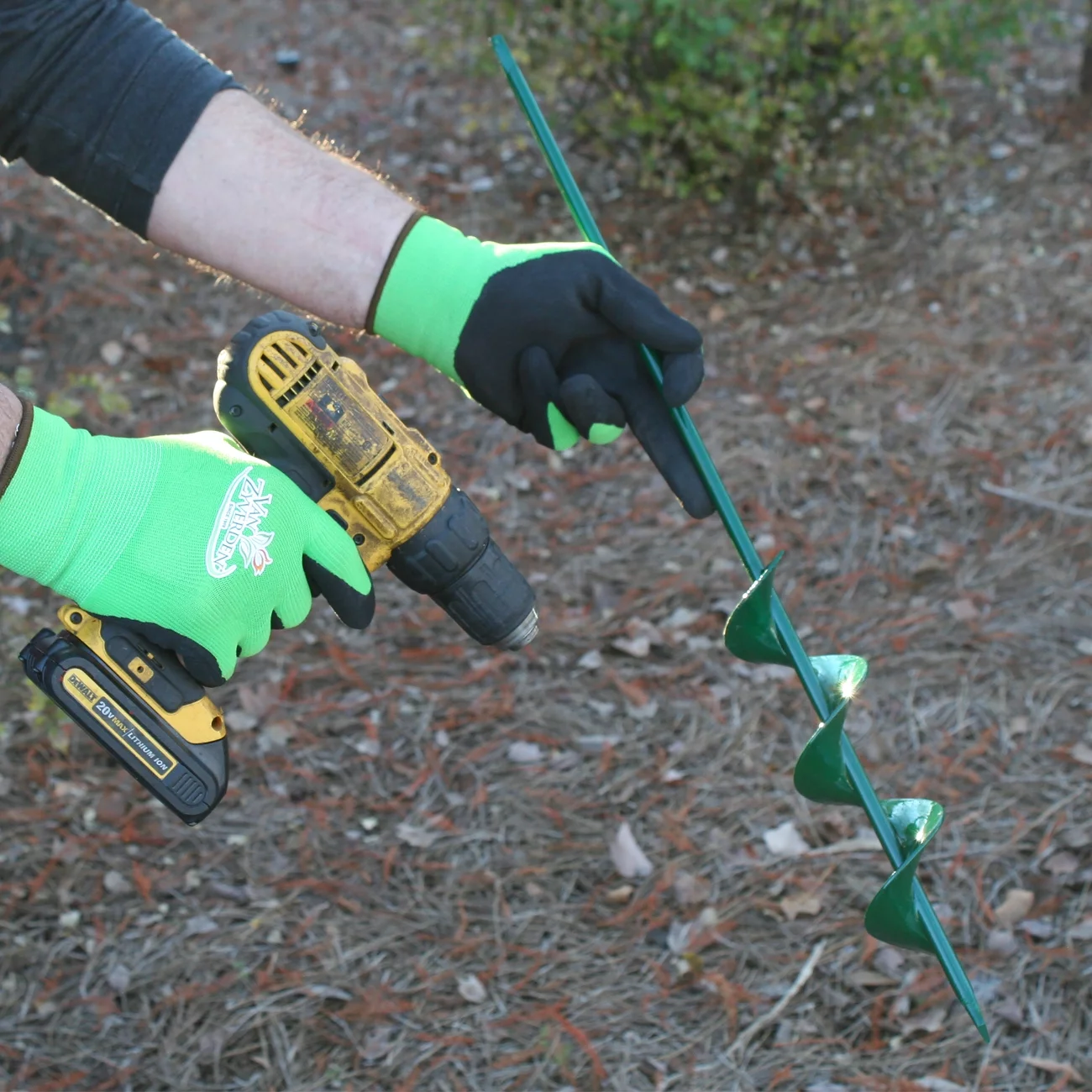 Van Zyverden Flower Bulb Planting Auger Green