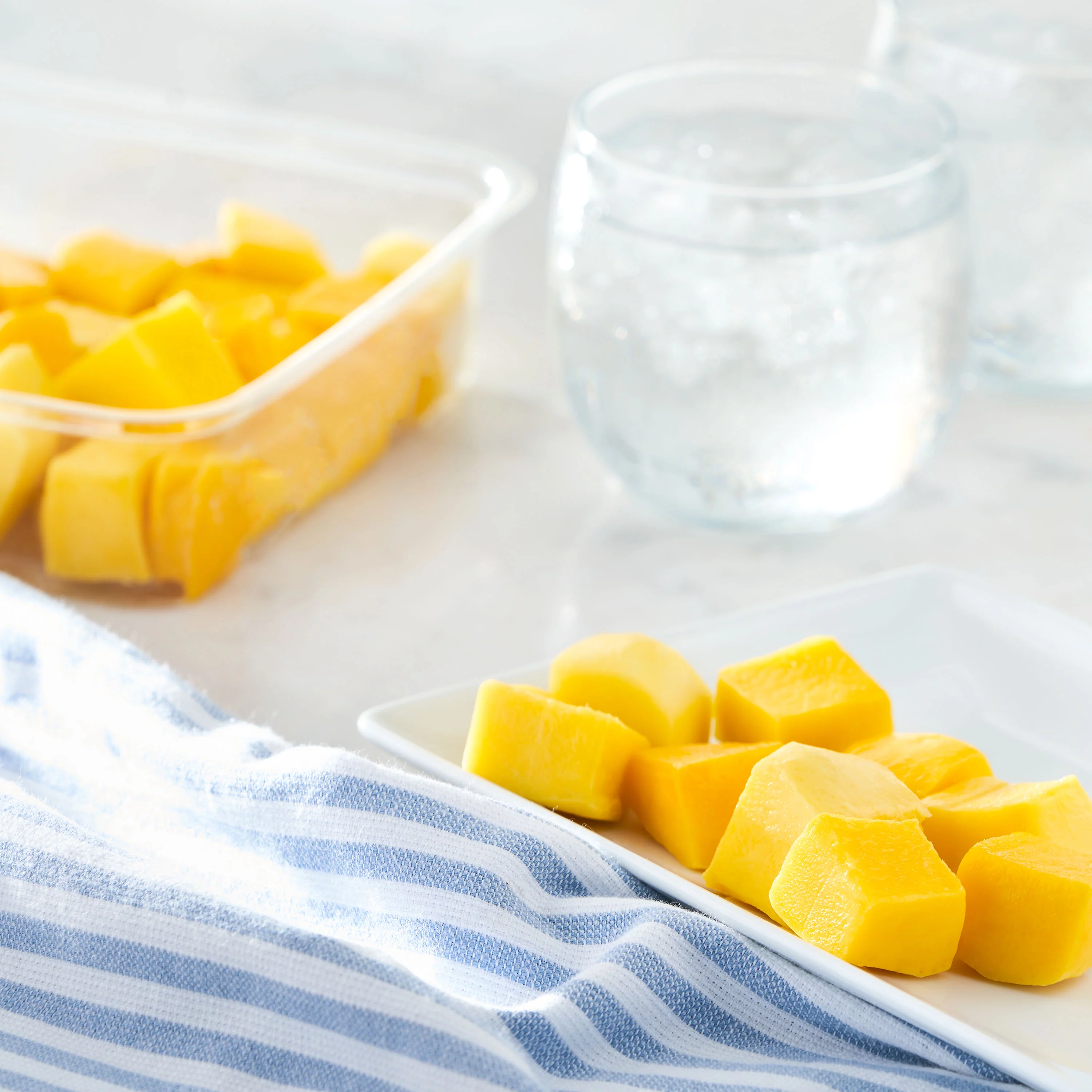 Freshness Guaranteed Mango, 16 oz