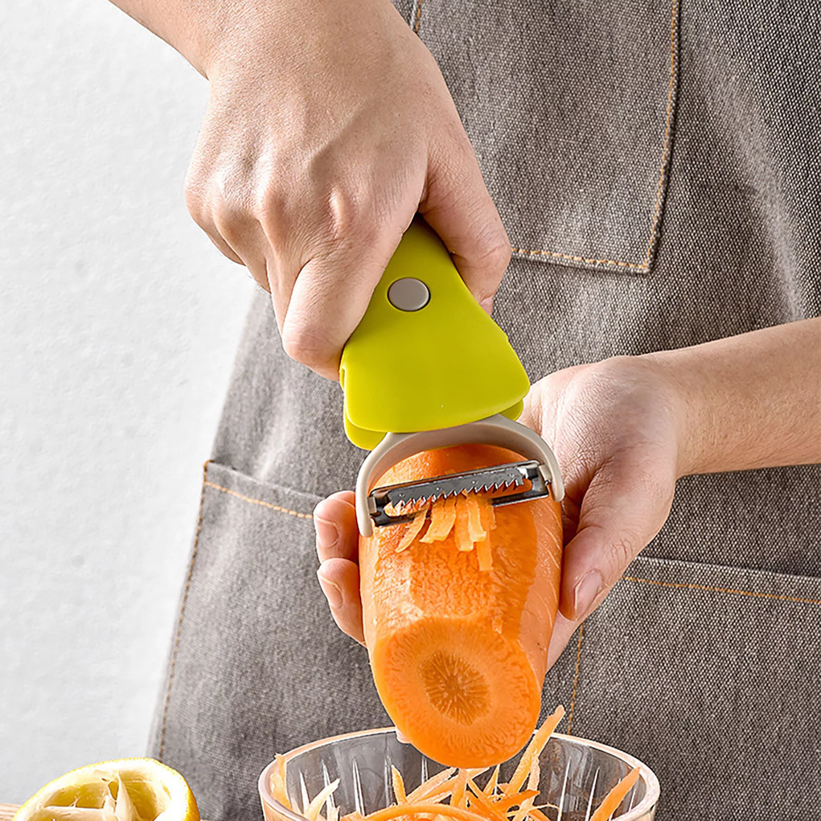 TIIFSWHS 2 In 1 Multi Function Stainless Steel Vegetable Grater Peeler Vegetable Fruit Peeler Kitchen Slicer Three in One Grater Potato Grater Compost Shder Manual Suction Shder S