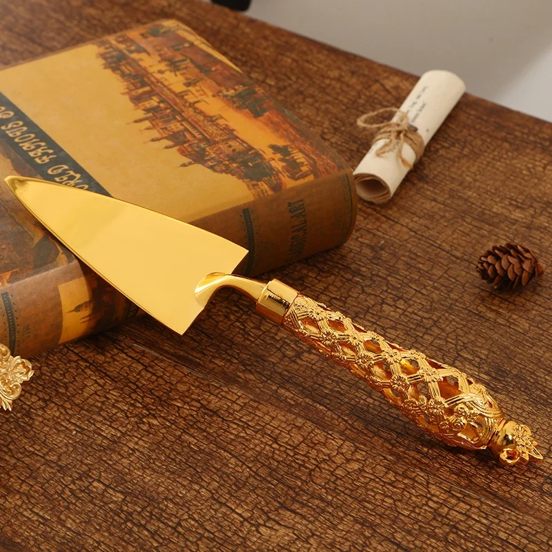 Triangle Cake  and Shovel  Dinner   Pizza  Bread   Wedding Supplies  Baking Tools  2Pcs