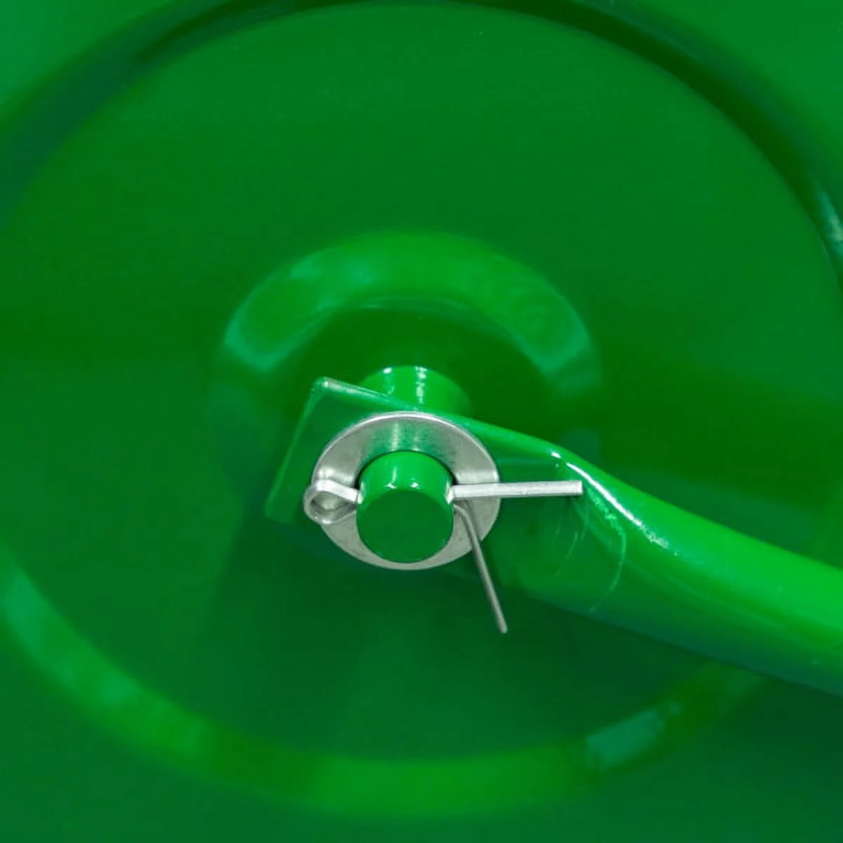 Bornmio Oshion 24in Lawn Roller Iron Cylindrical Garden North America Black