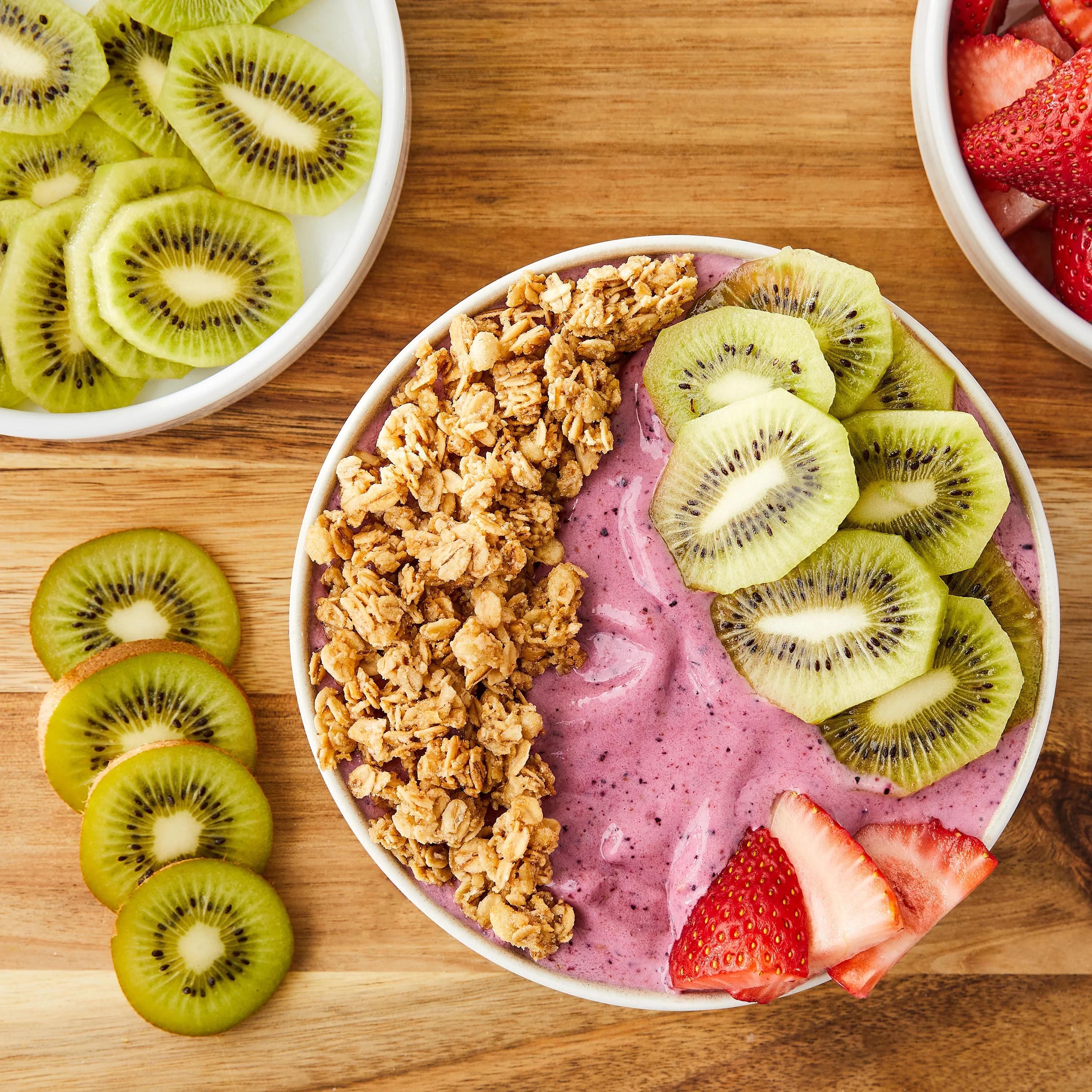 Fresh Bluey Kiwi Fruit, 1 lb Clamshell