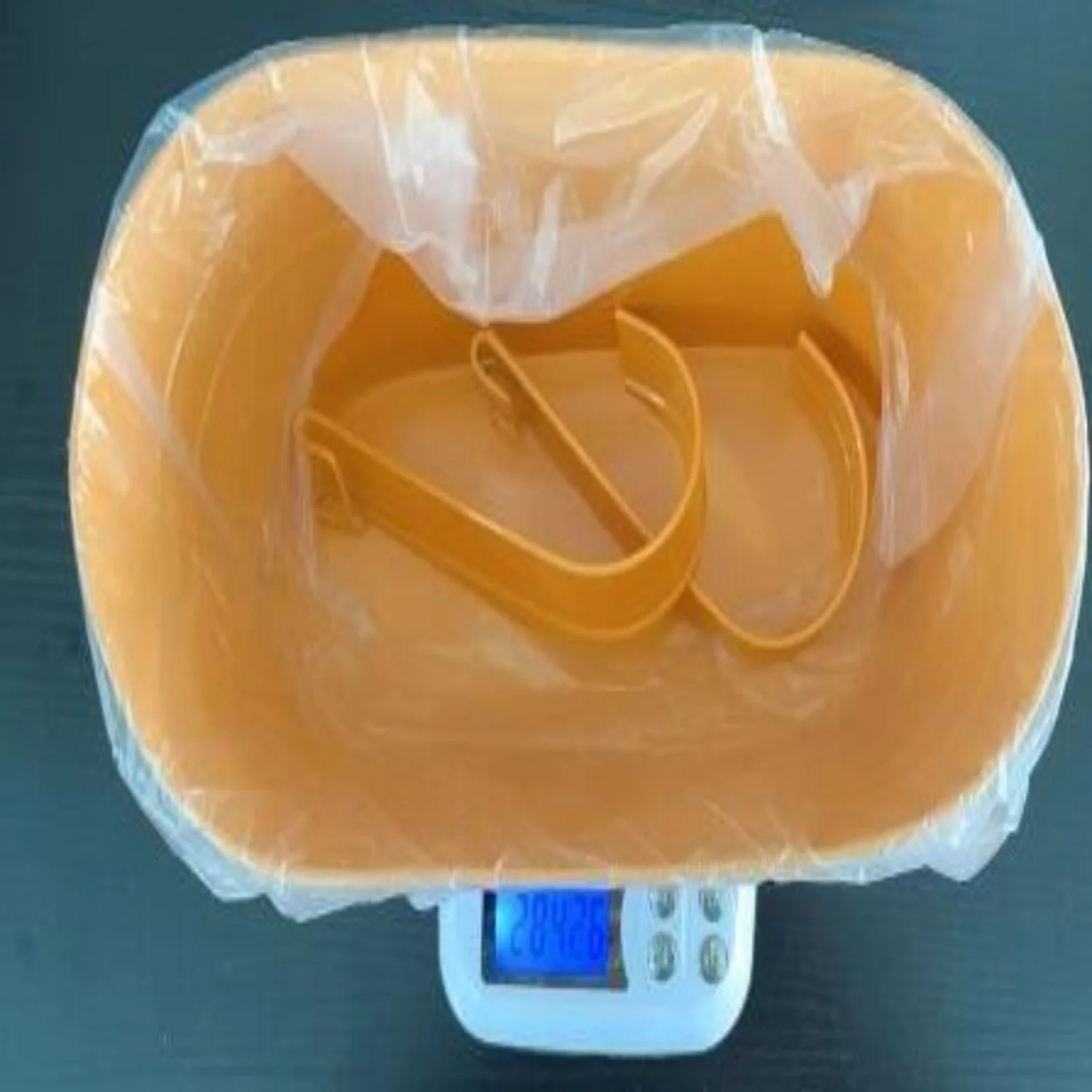 Removable double  removable tin hanging planter  Oval Metal Plant Flower Pot Fence Balcony Garden Hanging Planter Pots