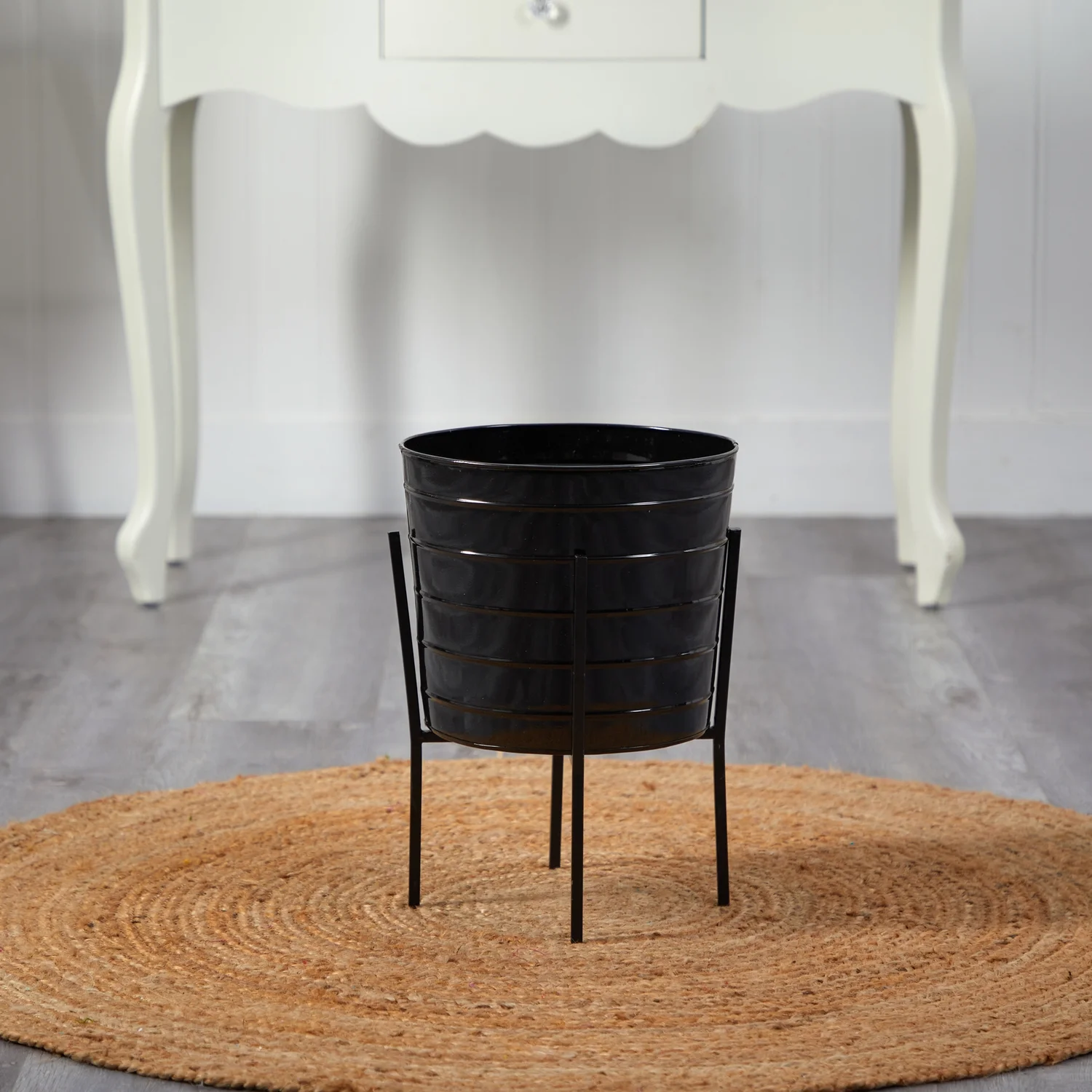 HomeStock 16In. Mid-Century Marvel Metal Ribbed Planter