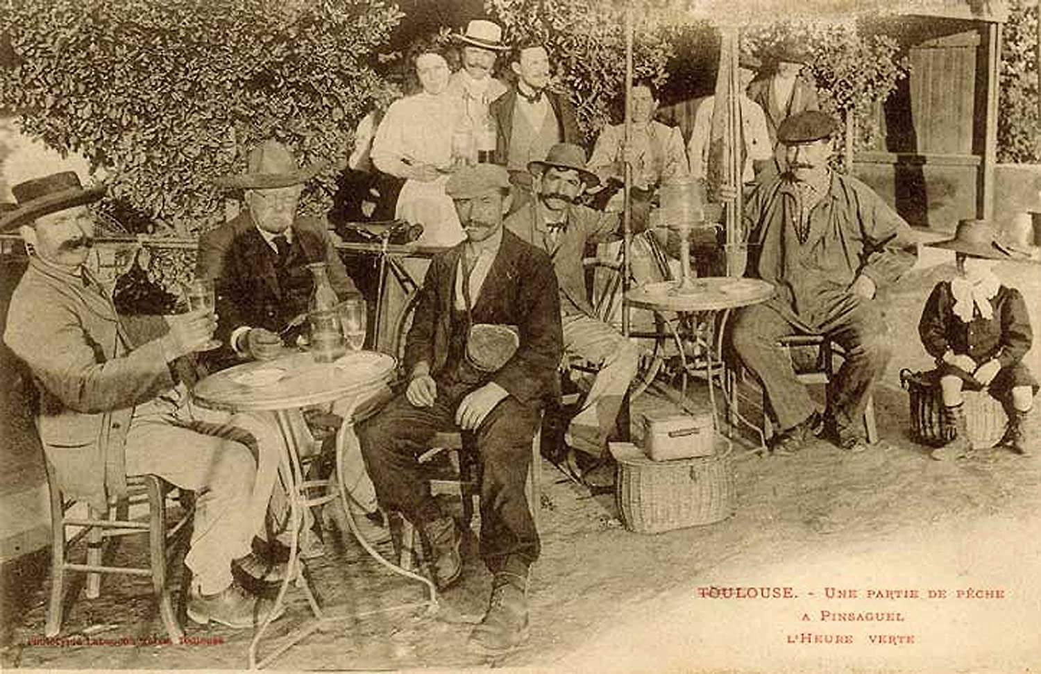 Absinthe Fountain Petite | Mouthblown Glass | 2 Spouts | Easy Handling