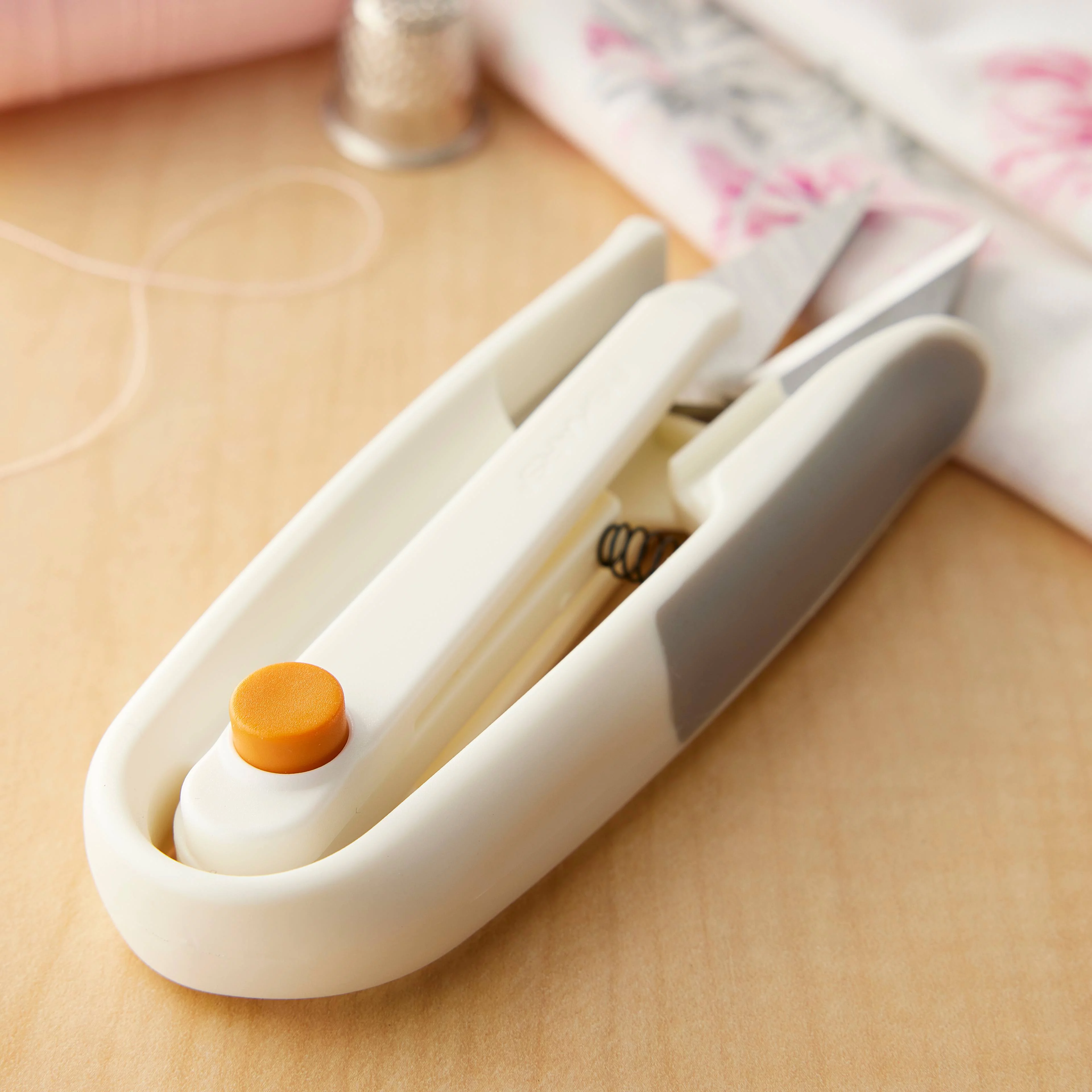 6 Pack: Fiskars® Ultrasharp Thread Snips