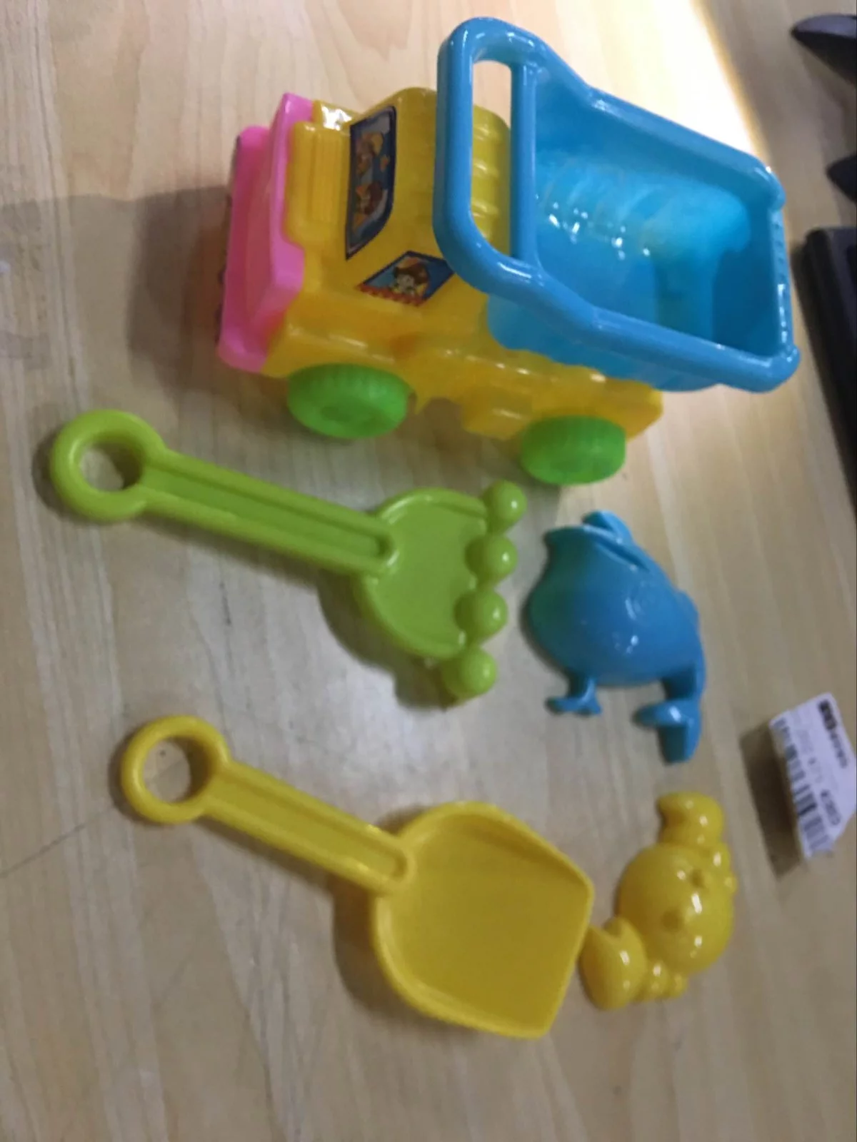 Toys 5 Piece Beach Toy Sand Set Sand Play Sandpit Toy Summer Outdoor Toy Plastic