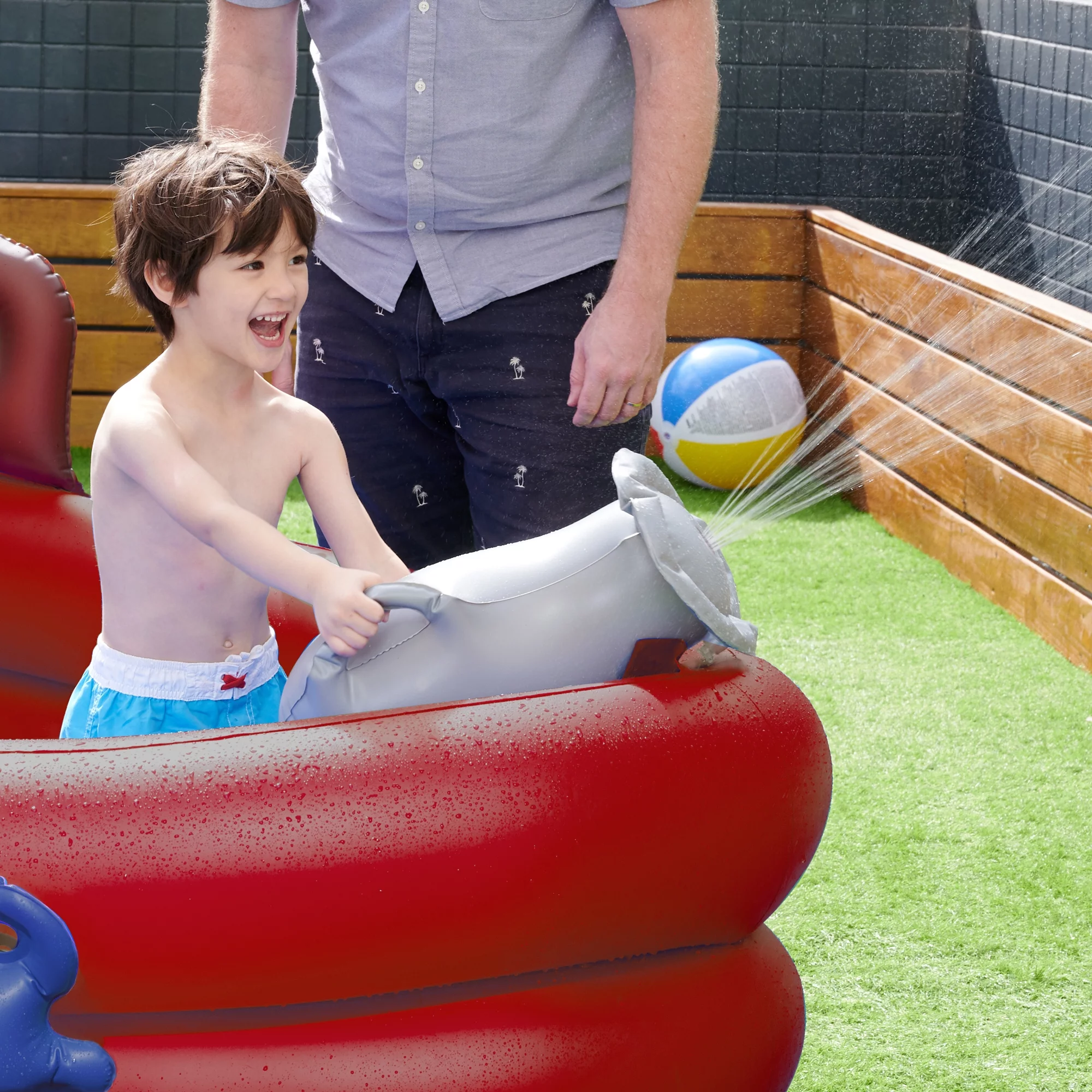 Teamson Kids - Water Fun Pirate boat Inflatable Sprinkler Play Center with pump - Red