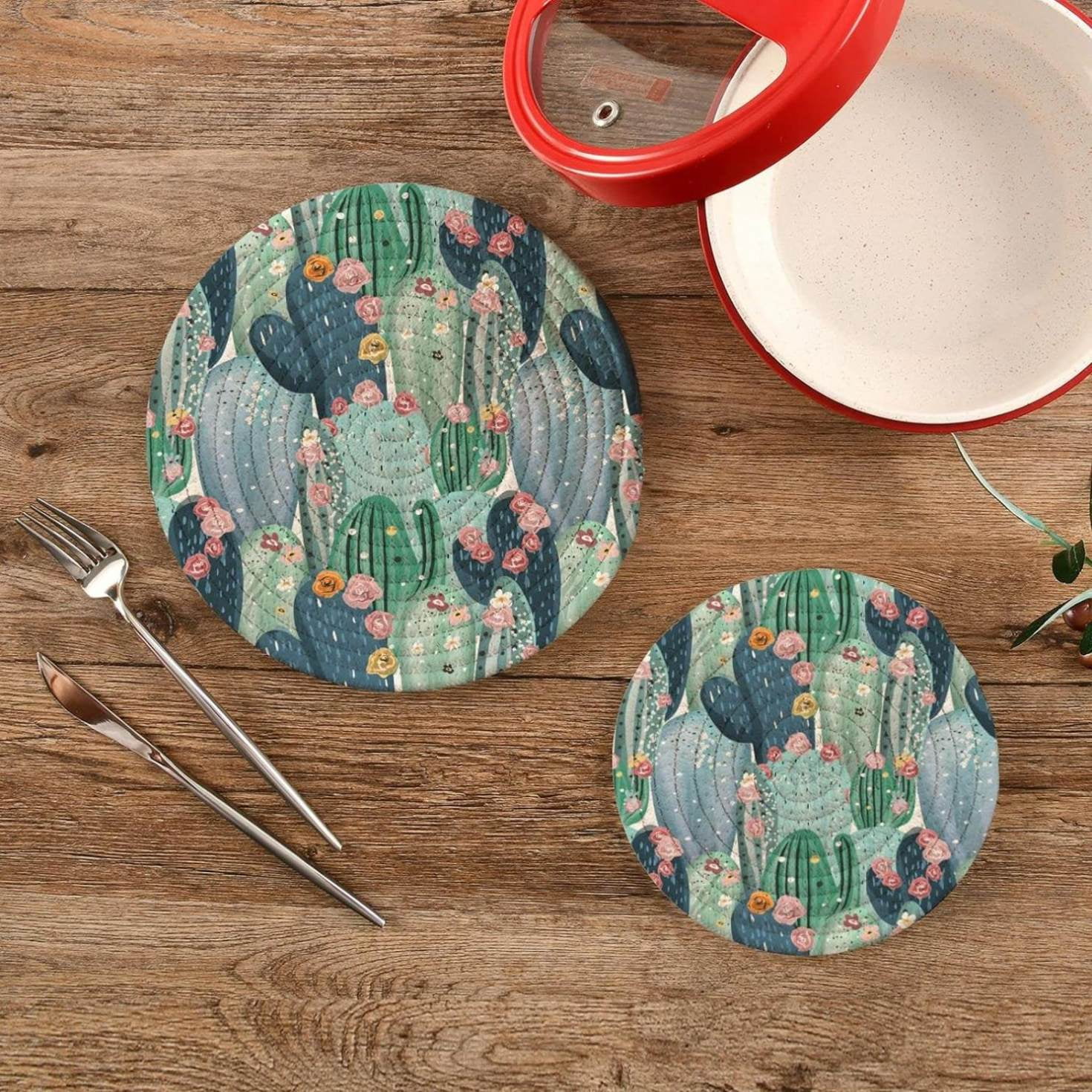 Vintage Cactus Succulents Potholders Set Trivets Set 2 PCS, Summer Flowers Cute Pot Holders for Kitchen, 100% Cotton Woven Hot Pads Trivets Set for Kitchen Heat Resistant, 7.09