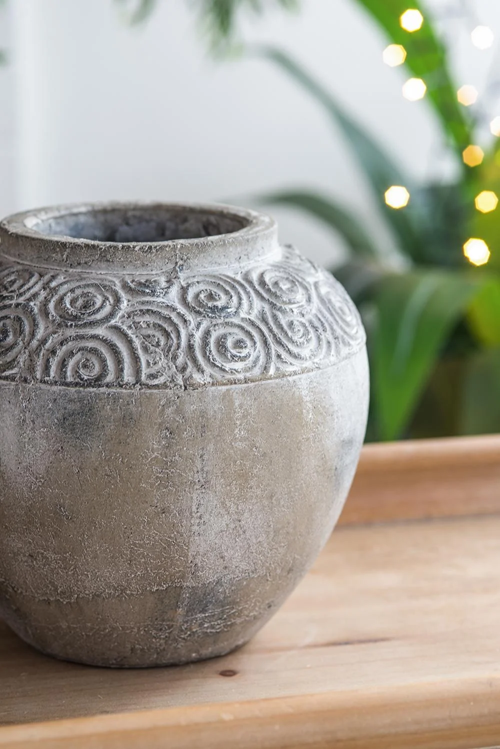 A&B Home Gray Round Terracotta Planter with Textured Swirl Pattern 8.3