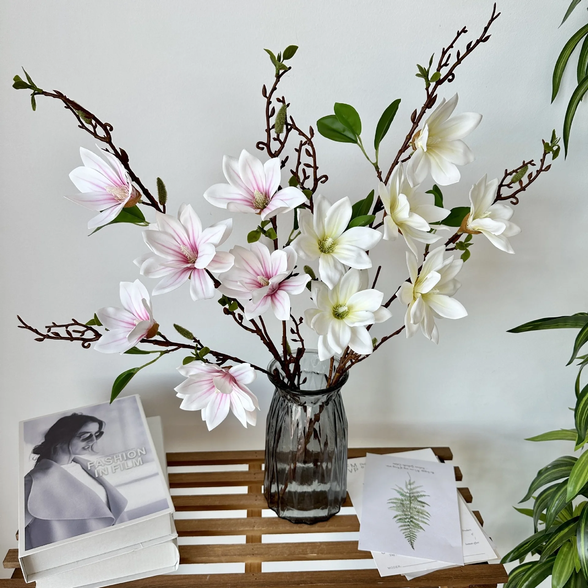 Single Branch Millennium Magnolia Xiaolongfeng Furnishing Living Room Flower Settings Wedding Wedding Wedding Flower Material