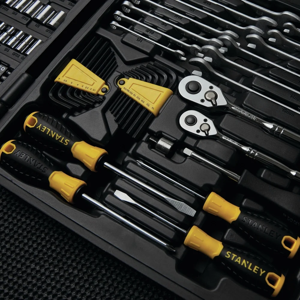 Stanley 97-543 150-Piece Mechanic's Tool Set