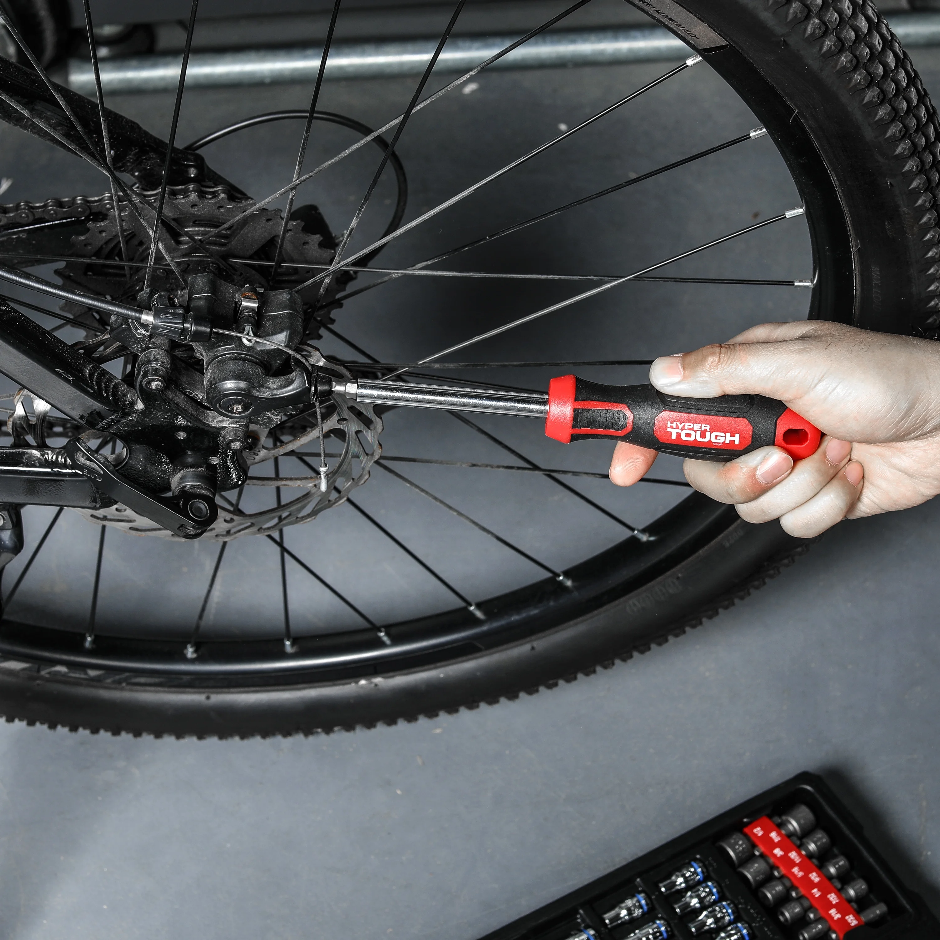 Hyper Tough 144-Piece 1/4, 3/8 and 1/2-inch Drive Mechanics Tool Set, Chrome Finish