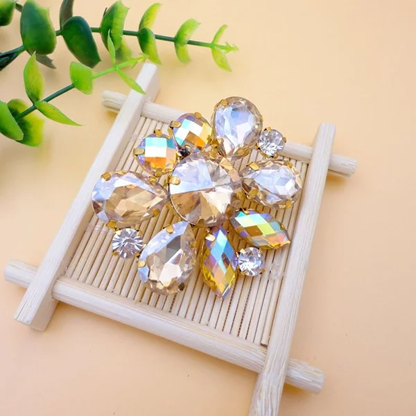 HOMEMAXS 2PCS Crystal Rhinestone Shoe Buckle Flower Shoe Clips for Bridal Wedding Party DIY Shoe Decoration (Champagne-Clip Type)