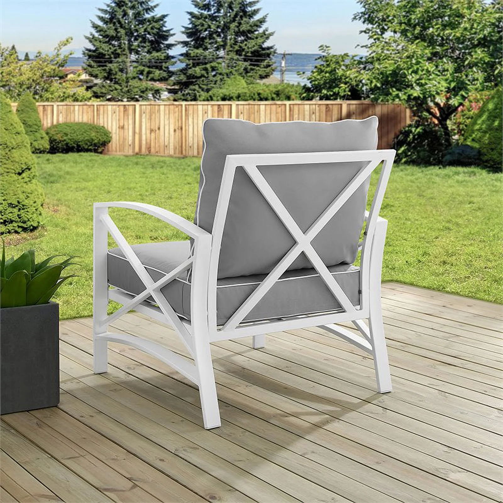 Afuera Living Taditional Patio Arm Chair in Gray and White