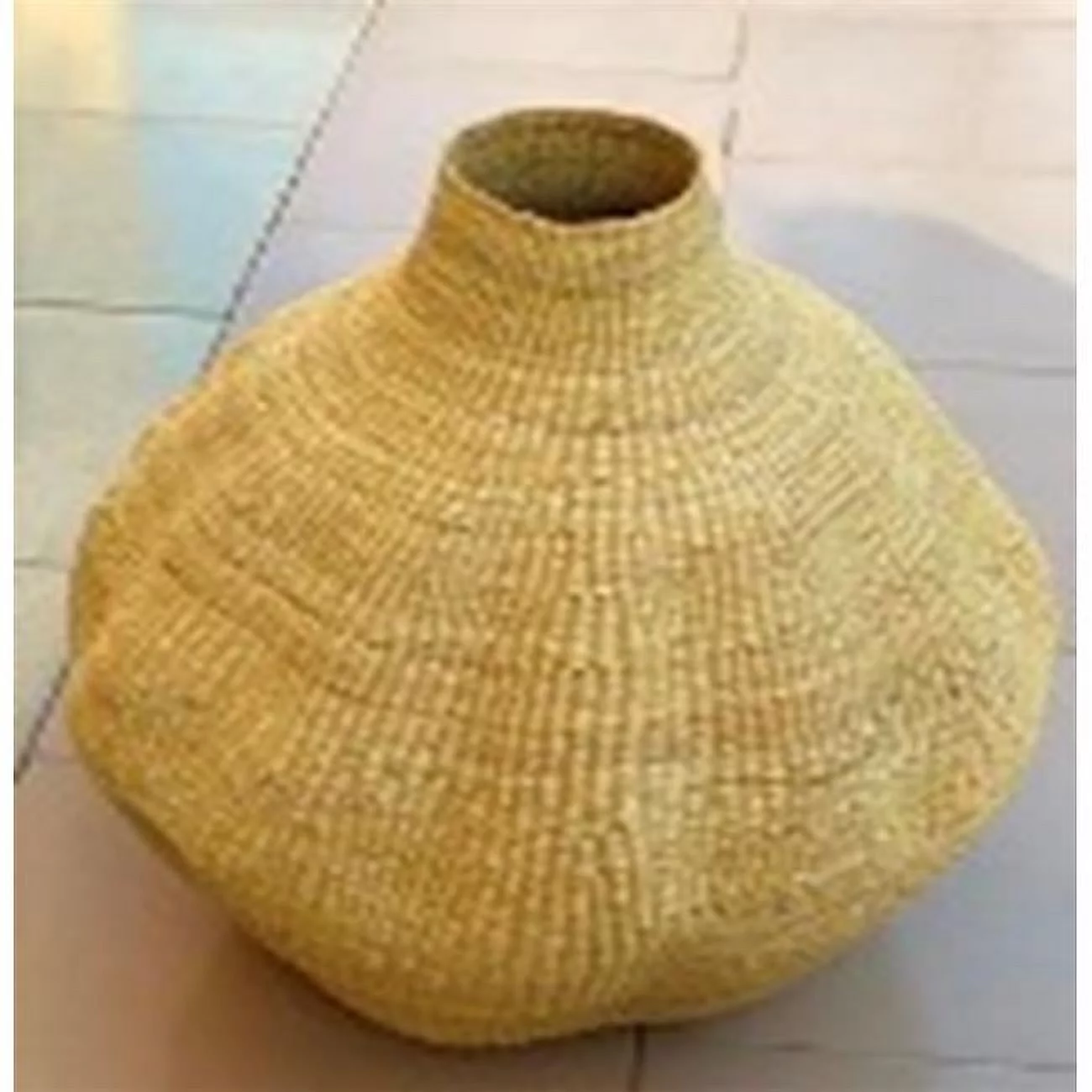 Savanna  Small Mouth Flat Rim Pot, Natural