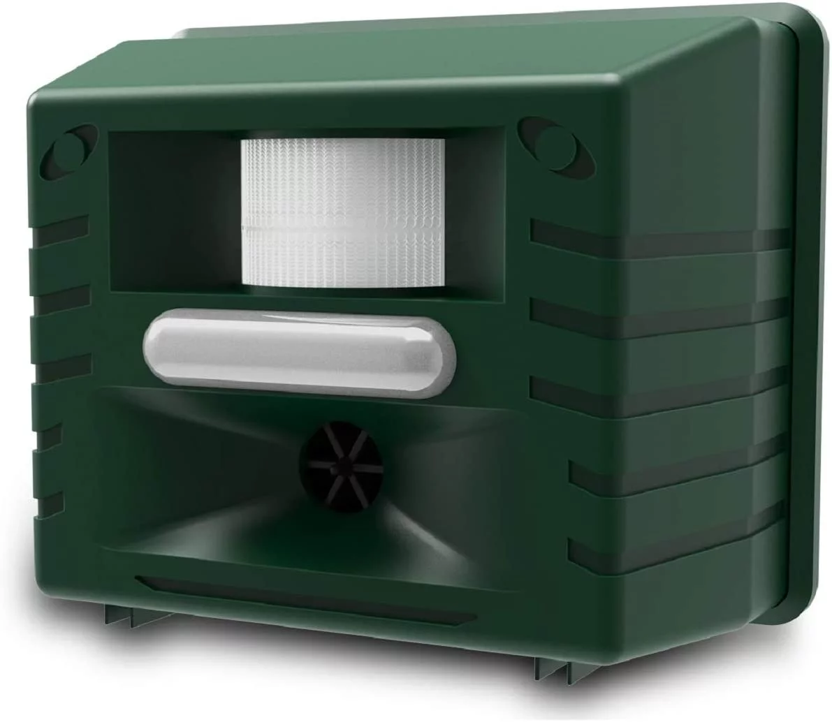 Aspectek - Yard Sentinel STROBE - Ultrasonic Animal Pest Repeller with Motion Detector, Strobe & New Sonic harassment & Predator Sound