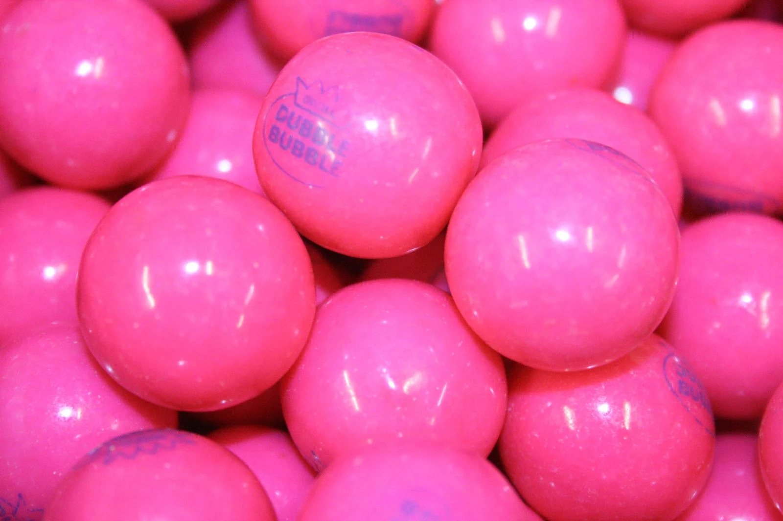 BAYSIDE CANDY GUMBALLS ORIGINAL PINK DUBBLE BUBBLE FLAVOR GUM 25mm or 1 inch , 1LB