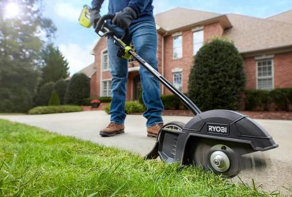 Ryobi 40-Volt Lithium-Ion Brushless Electric Cordless Attachment Capable String Trimmer 4.0 Ah Battery and Charger Included