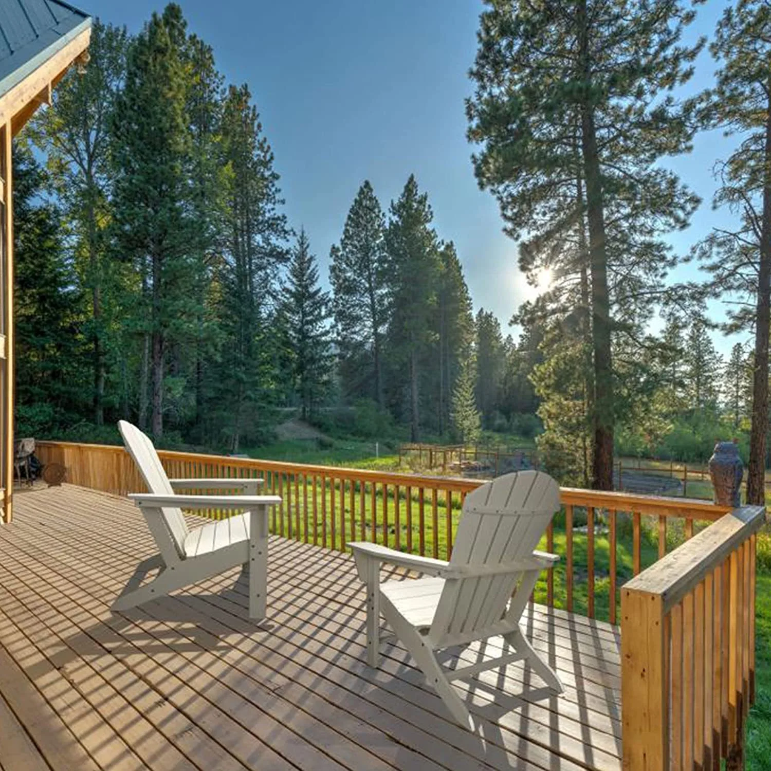 WJUN UV Protected HDPE Indoor Outdoor Adirondack Lounge Patio Porch Deck Chair, White