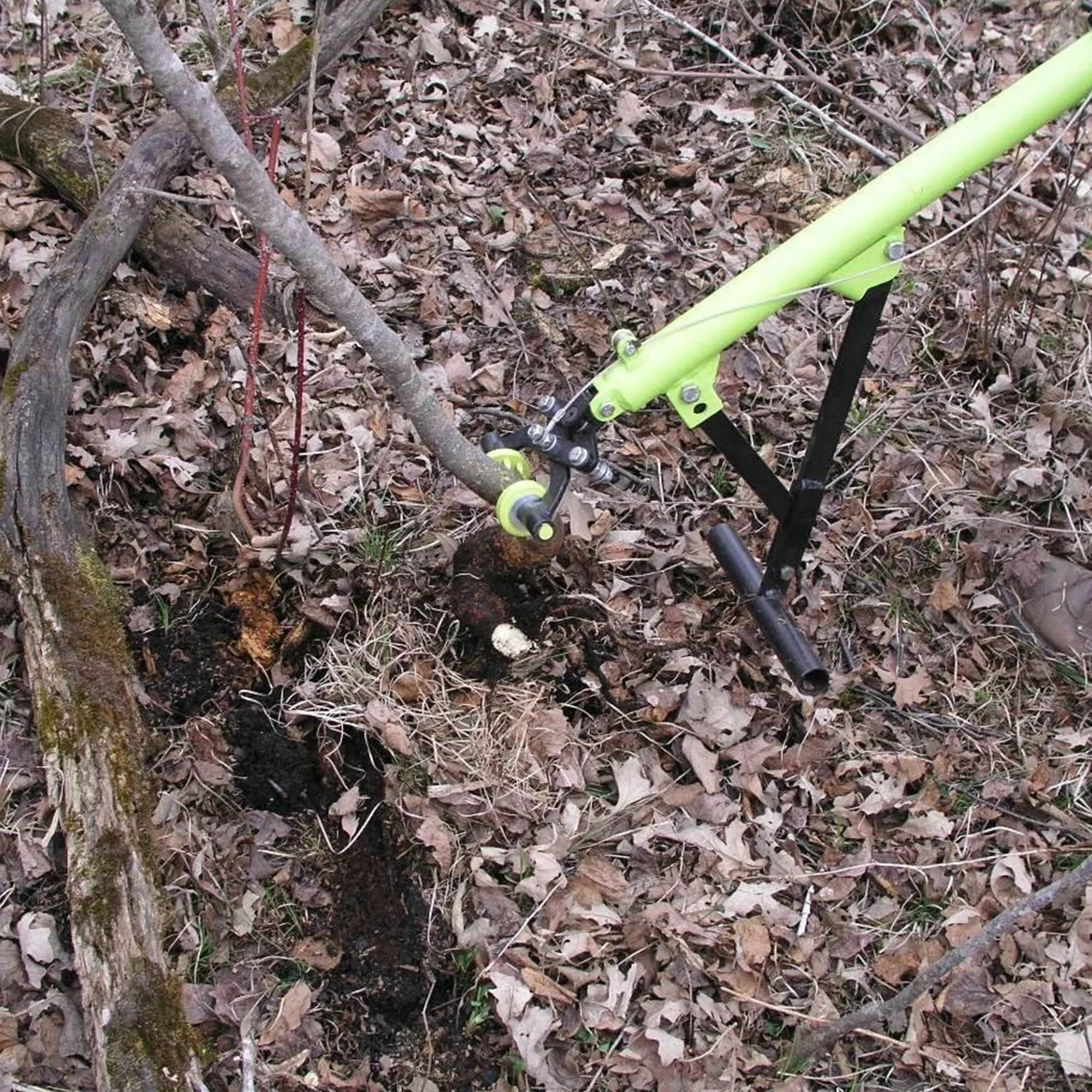 Brush Grubber Single Person Ironclad Manual Handled Brush Grubber