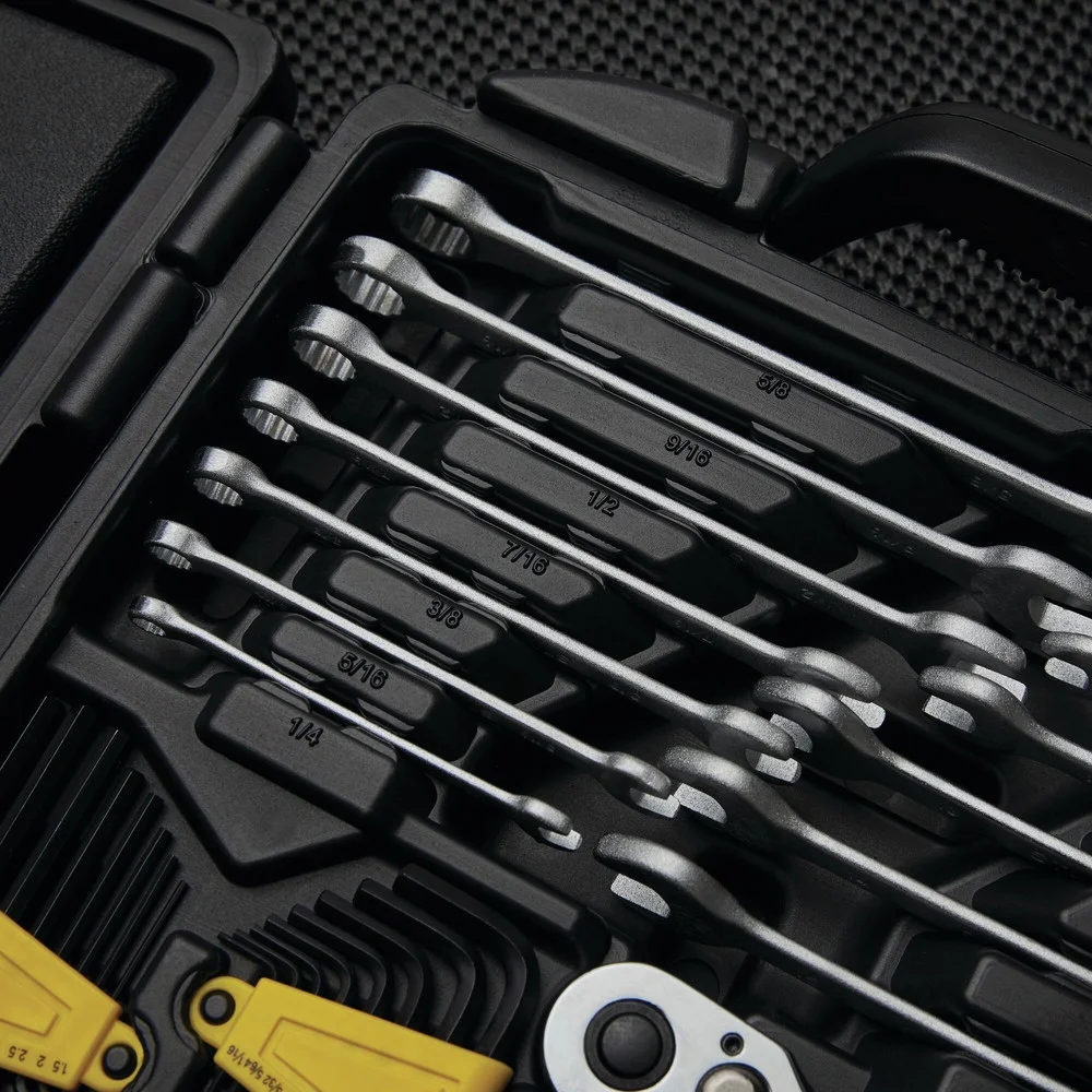 Stanley 97-543 150-Piece Mechanic's Tool Set