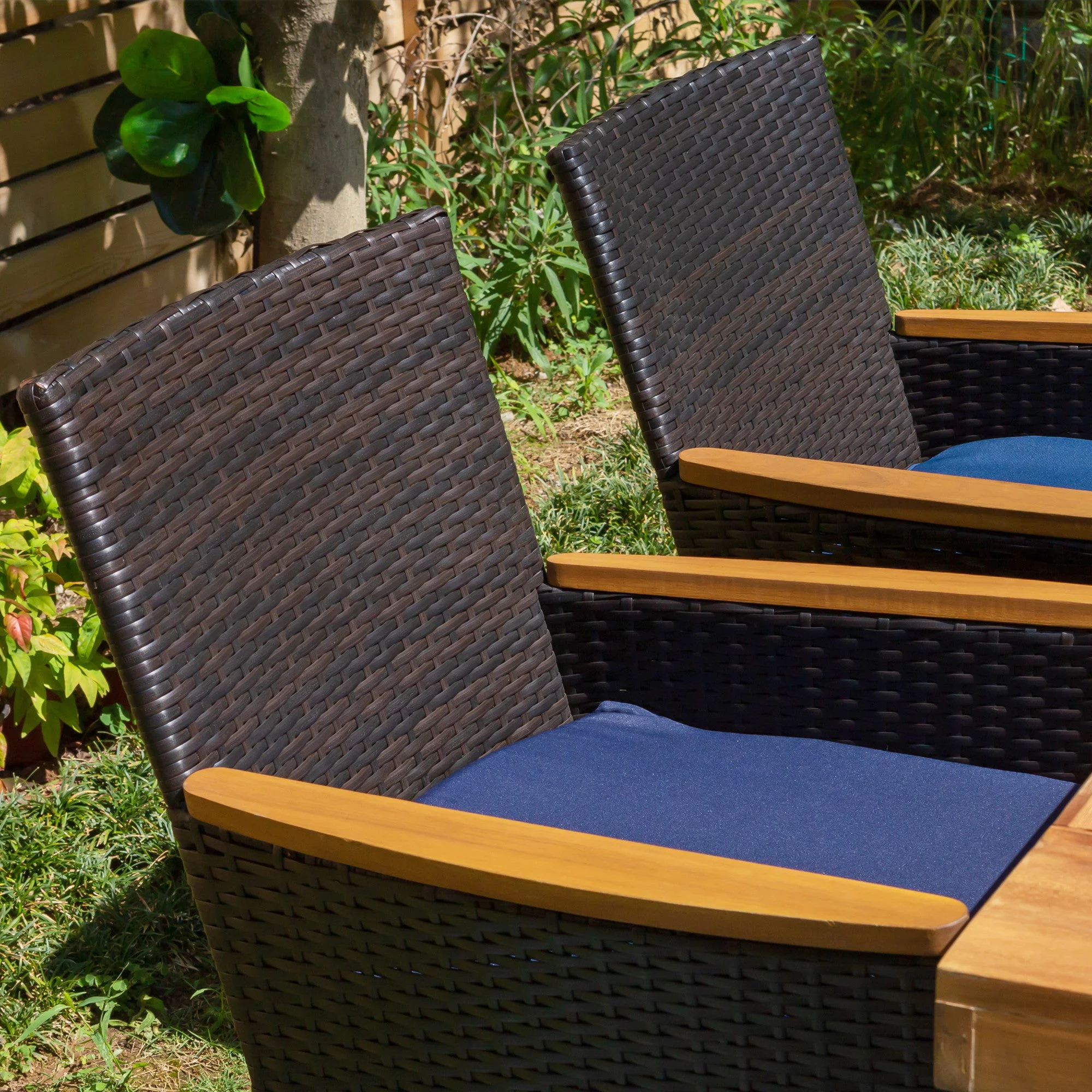 Sophia & William Patio Rattan Dining Chairs Set of 4 with Blue Cushions