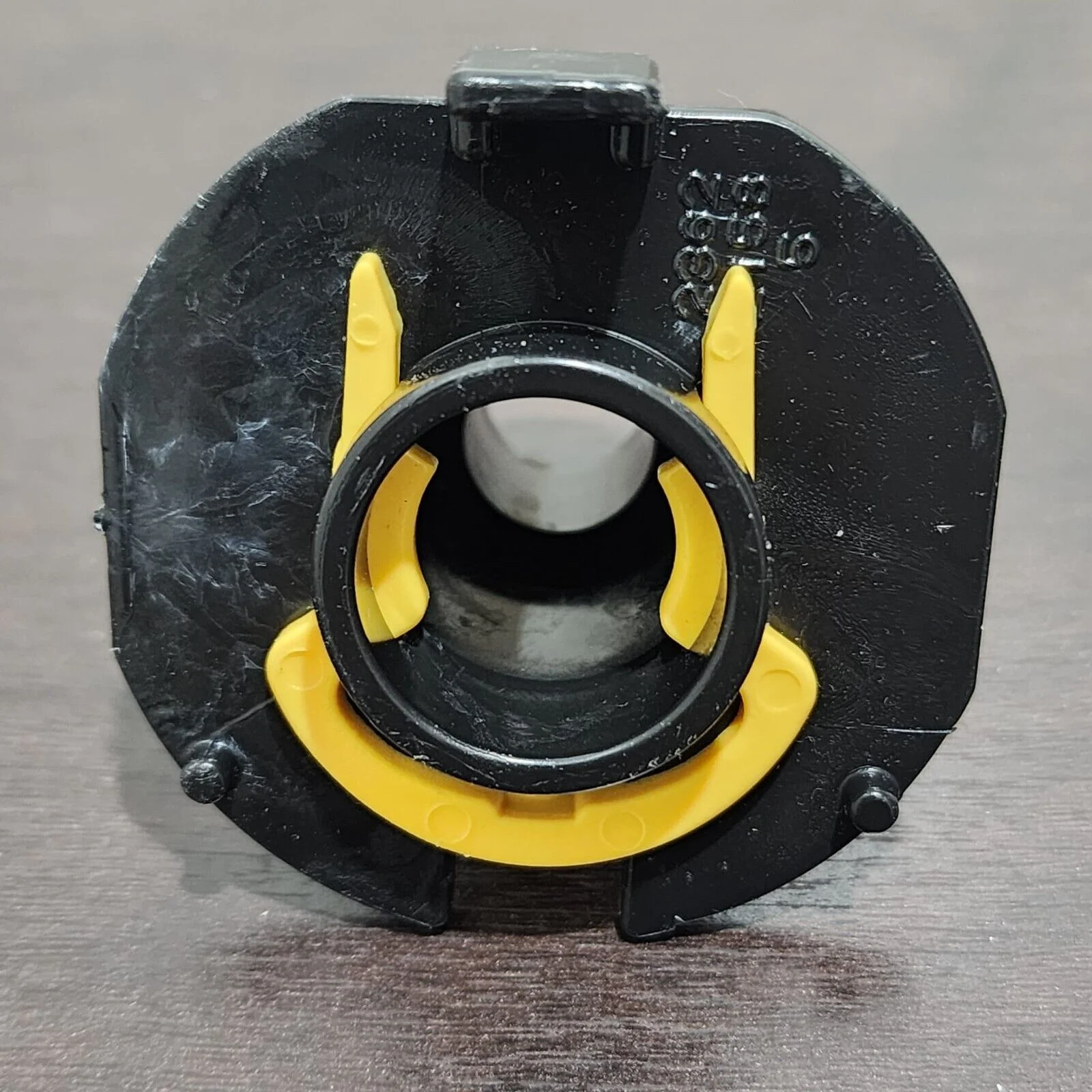 NEW BRASS OEM SUNCAST HOSE REEL HIDEAWAY IN TUBE WITH YELLOW RETAINER CLIP PARTS