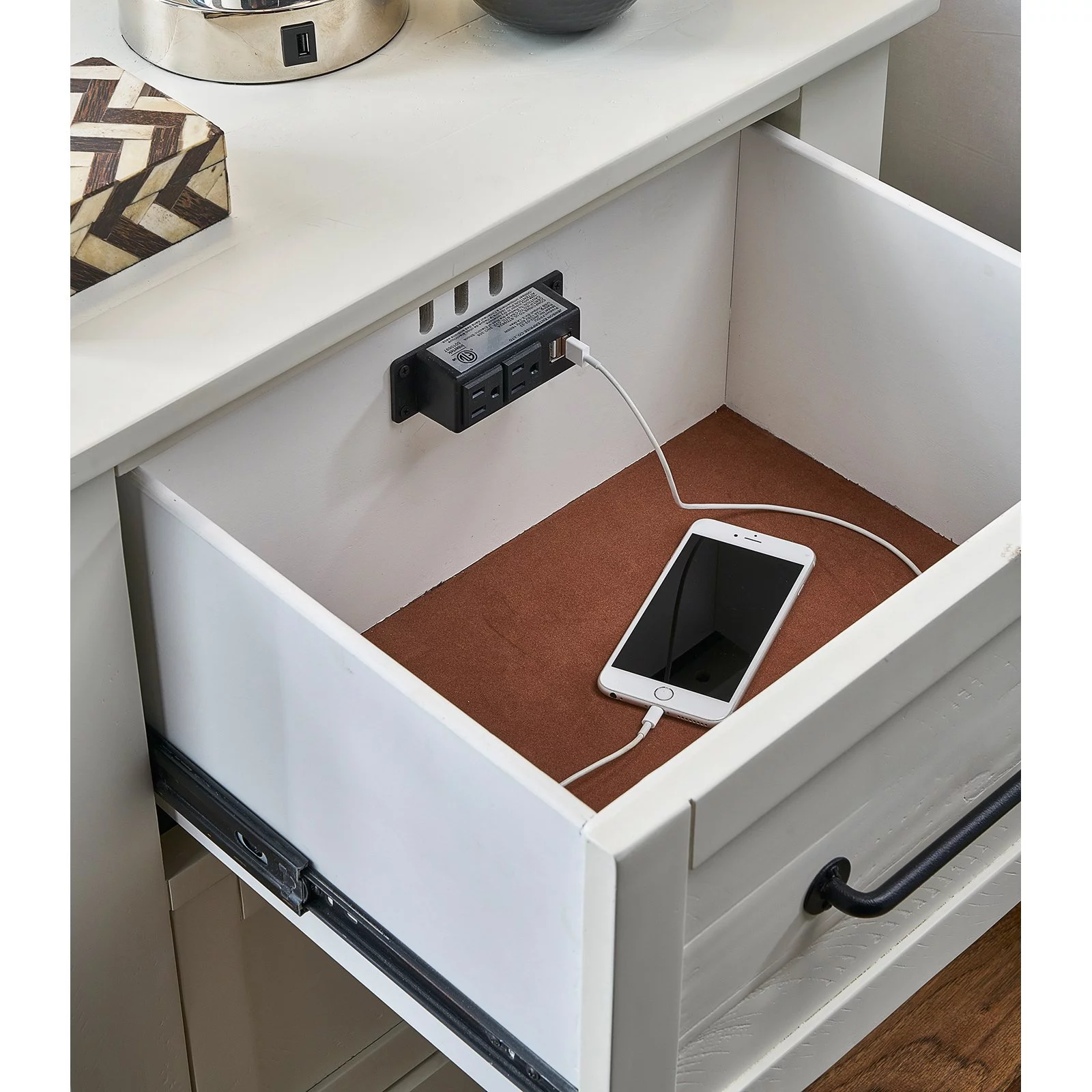A-AMERICA Sun Valley Nightstand