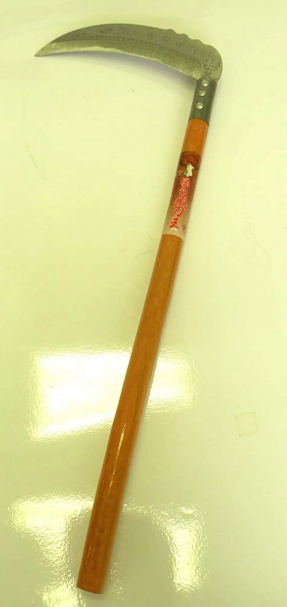 King of The Sickle - Light-Duty Vine & Grass Cutter with 23 inch Long Handle ()