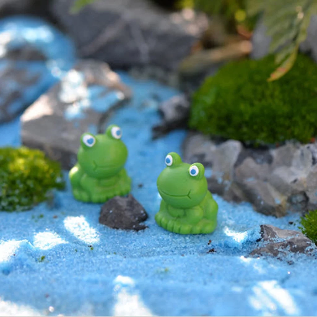 10 Miniature Dollhouse Bonsai Landscape DIY Blue Eye Frog Decor