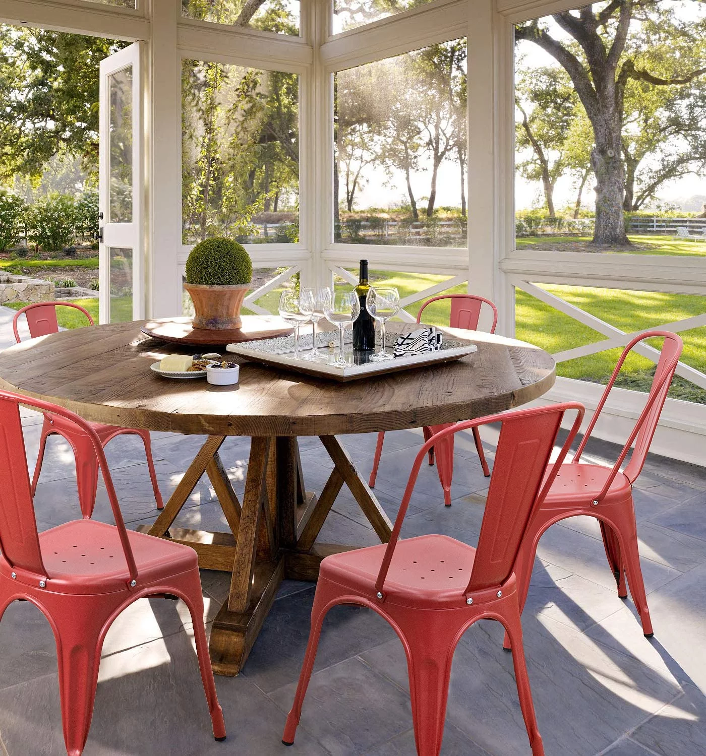JUMMICO Metal Dining Chair Stackable Indoor Outdoor Industrial Vintage Chairs Bistro Kitchen Cafe Side Chairs with Back Set of 4 (Red)