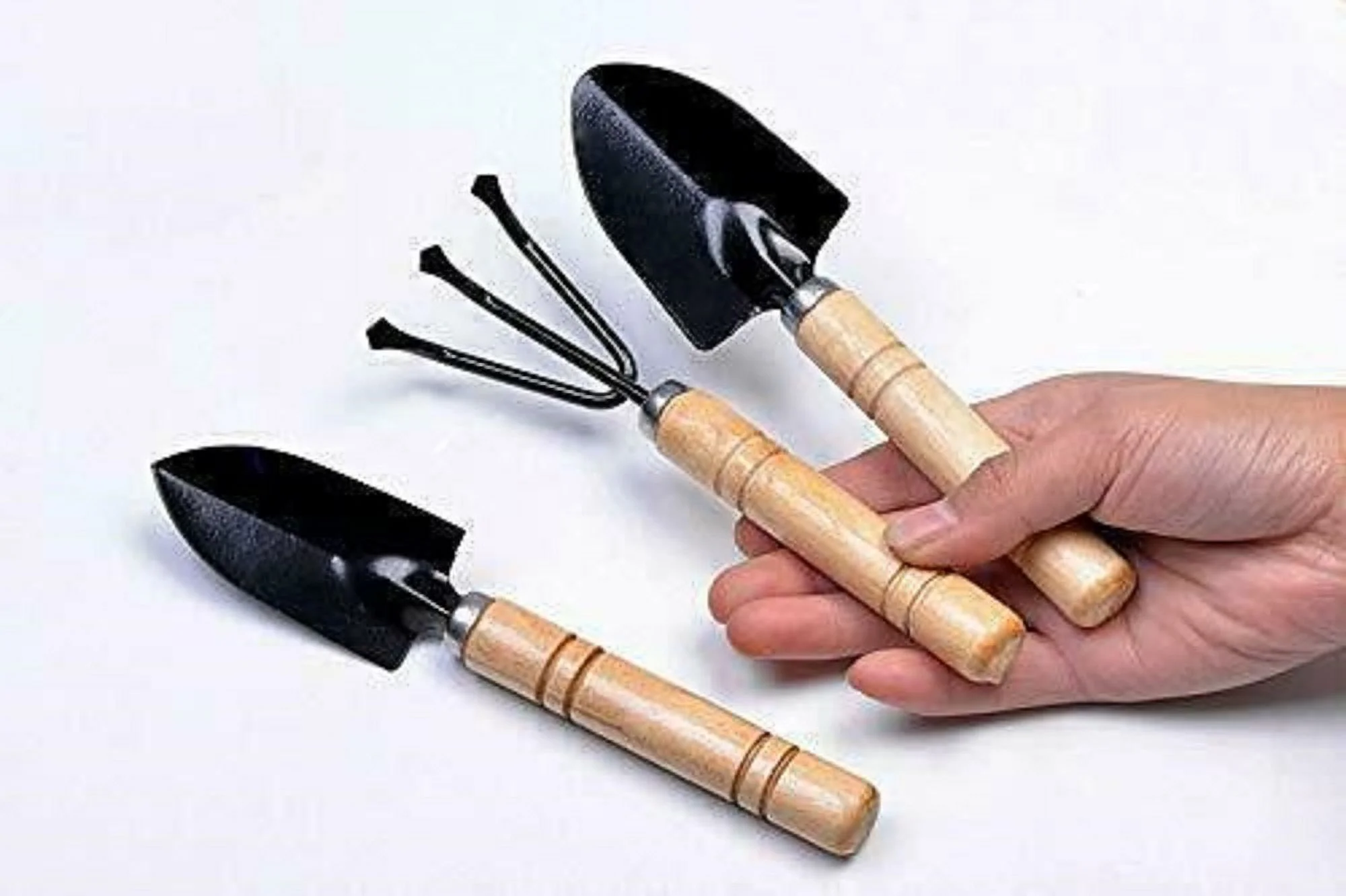 3 Piece Gardening Tool Set Mini Wood Handle Shovel Trowel Gardening Tools
