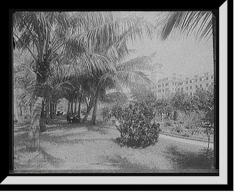 Historic Framed Print, Hotel [Royal] Poinciana, Lake Worth, 17-7/8