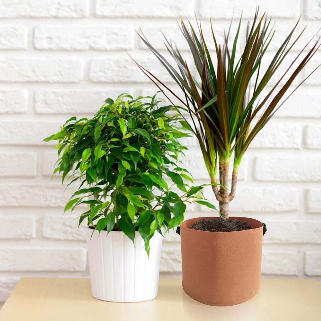 1111Fourone Grow Bag Thickened Non-woven Plant Fabric Pot Container with Handle for Garden Vegetable Flower, Brown & 7 Gallon